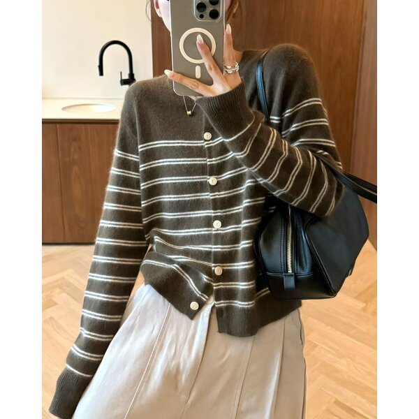 2MUAY SELECT | รุ่น GZ25147 COZY STRIPED BUTTON FRONT CARDIGAN 7 สี