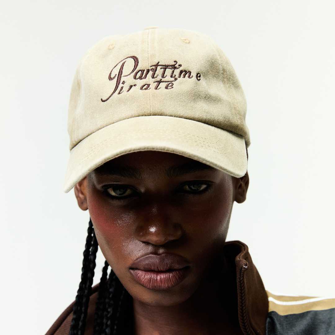 BLACKDOG BKK - SS2537 - Part time pirate cap  - หมวกแก็ปปักลาย