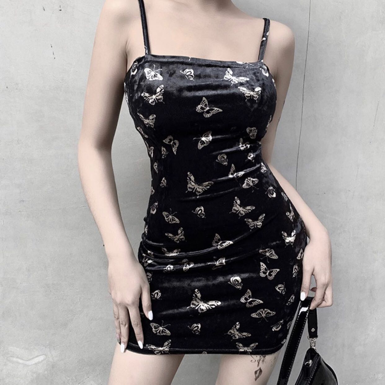 พร้อมส่ง🖤[H6]เดรสผีเสื้อ