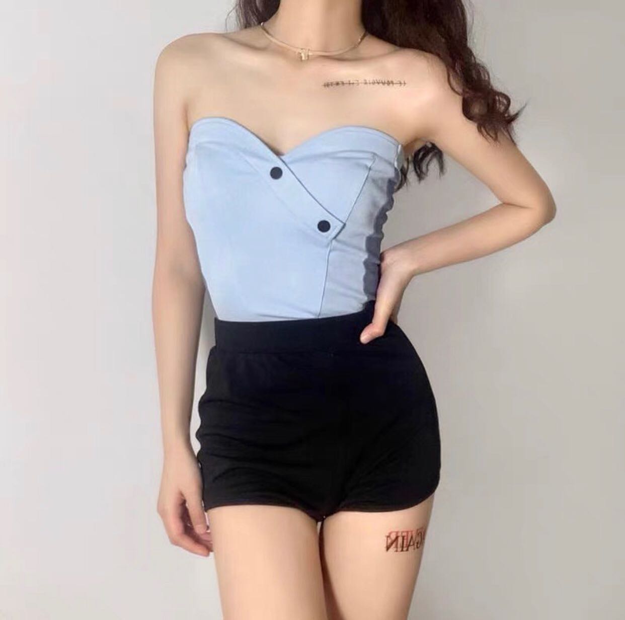 พร้อมส่ง🖤[I4]เกาะอก(สีฟ้า)