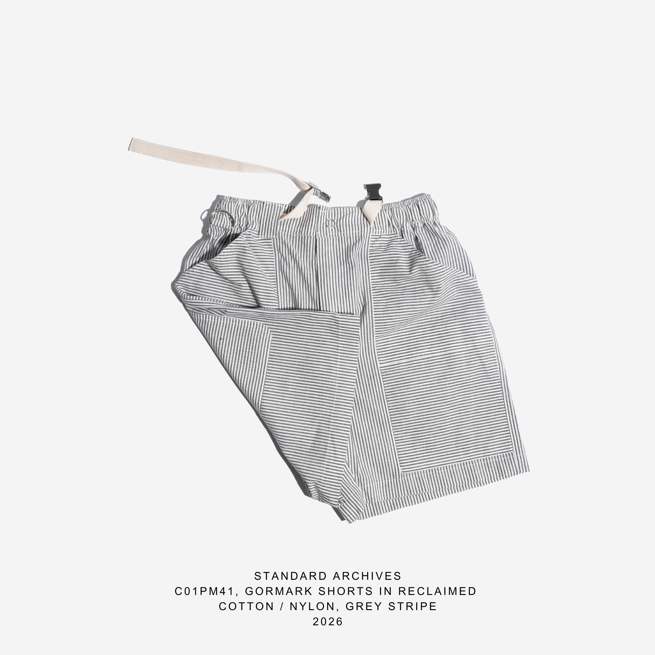 C01PM41,GORMARK SHORTS IN RECLAIMED COTTON / NYLON,GREY STRIPE