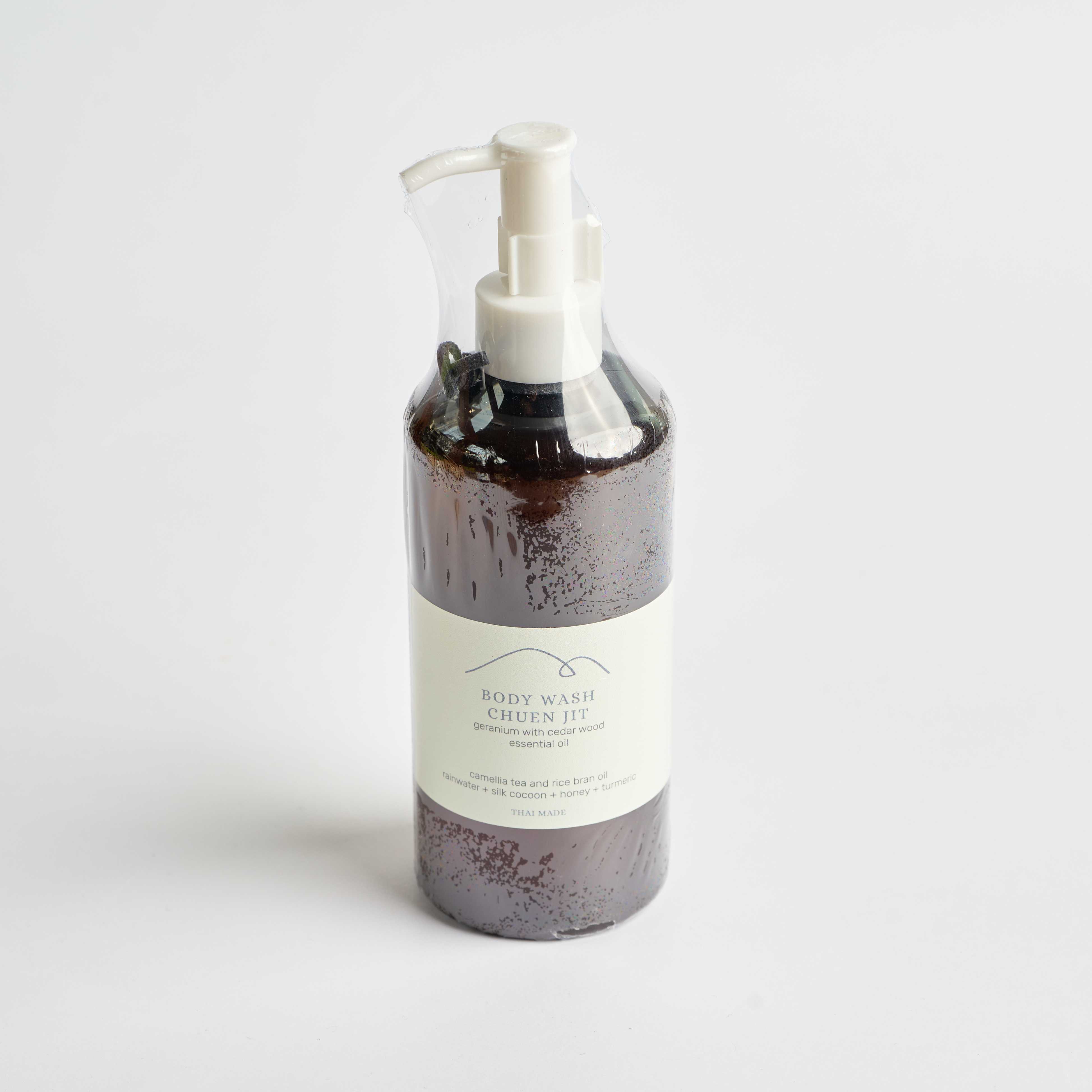 Body Wash 300ml - Chuen Jit / Chuen Jai (Nuaynard)