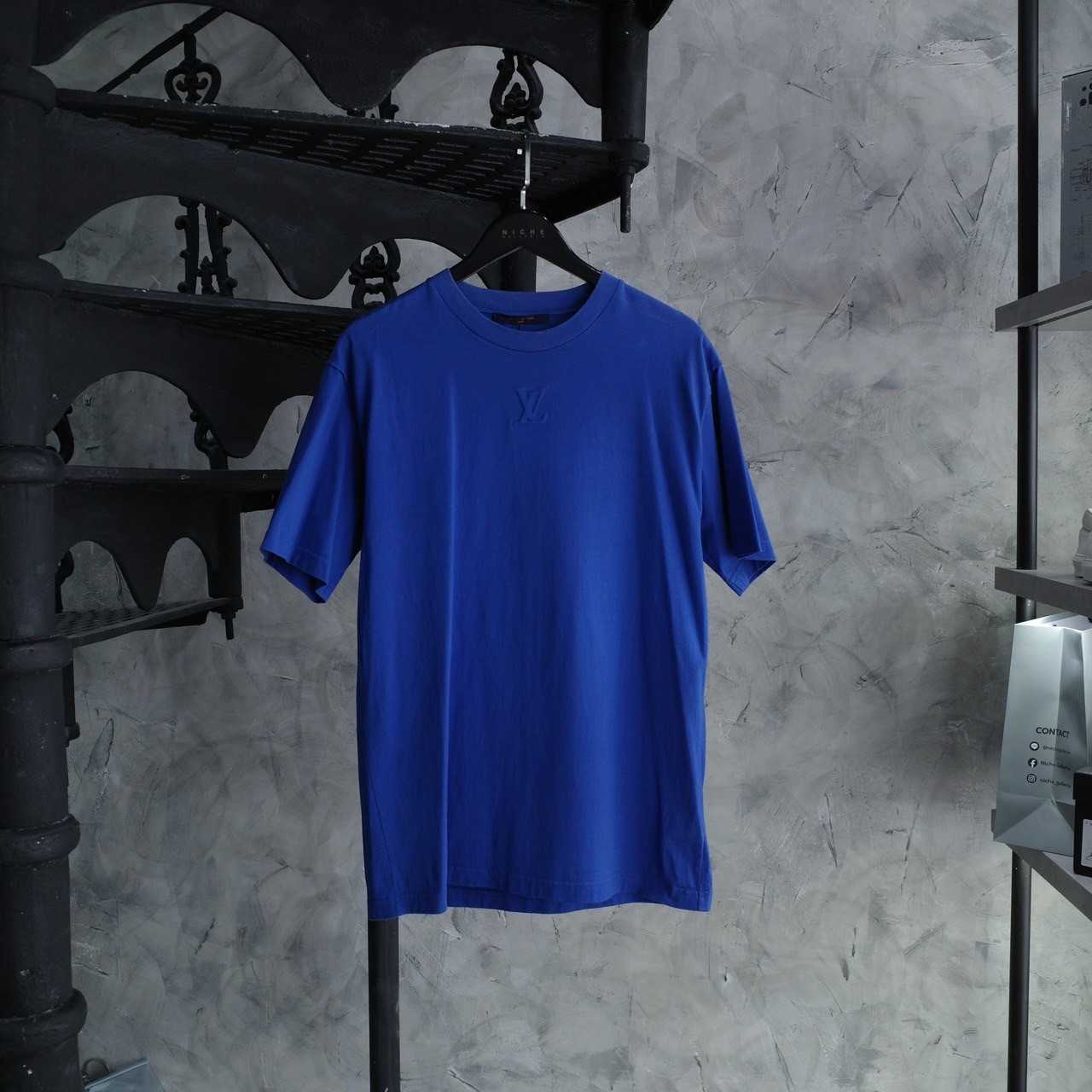 LOUIS VUITTON EMBOSSED LV BLUE T-SHIRT