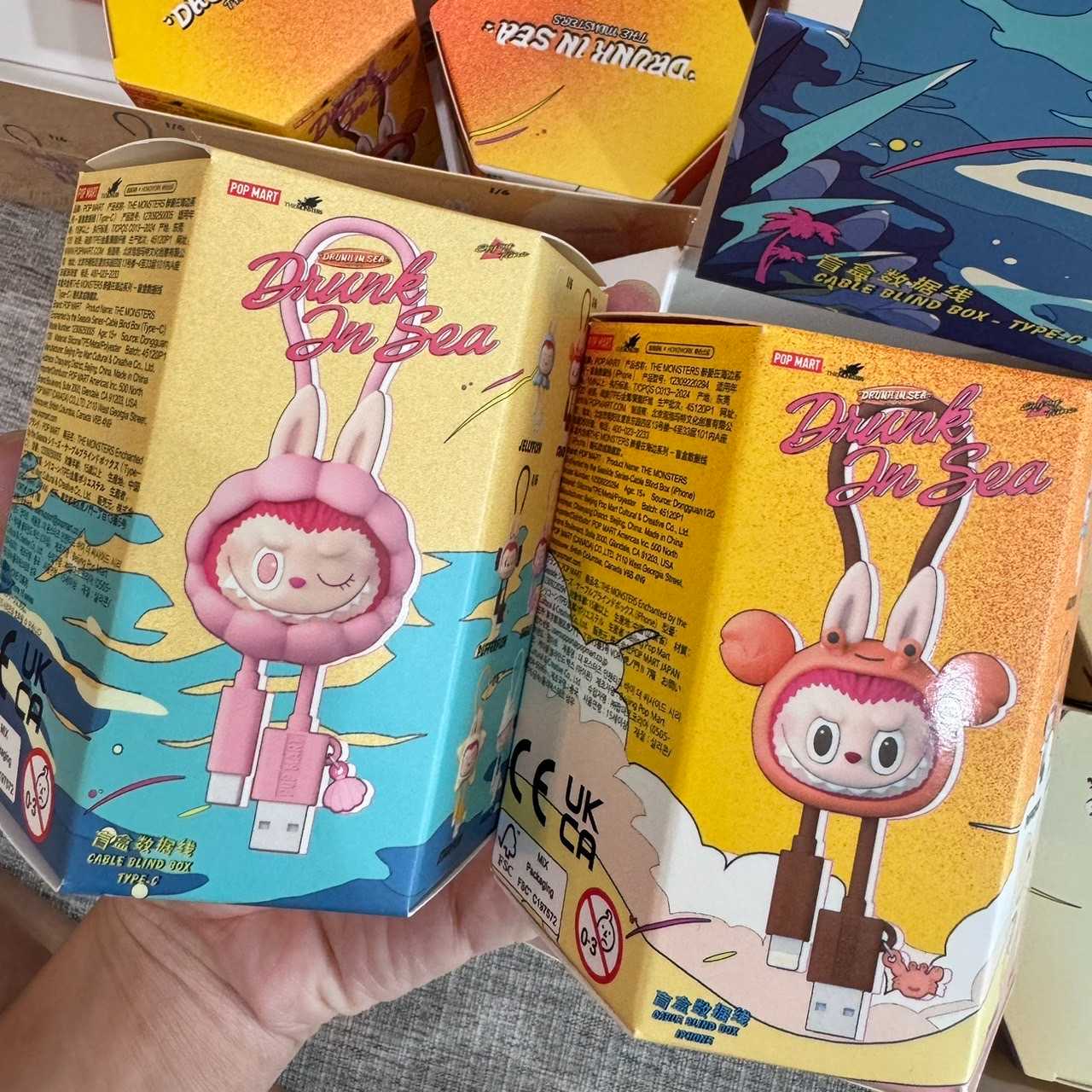 พร้อมส่ง สายชาร์ต labubu type-c และ iphone collection drunk in sea