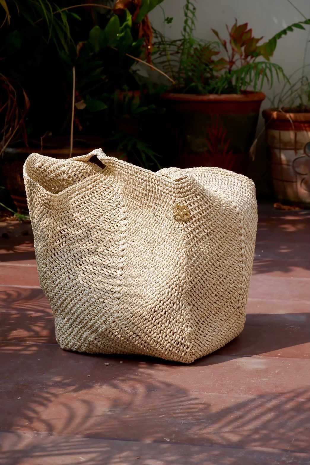 Nbb Raffia tote2023
