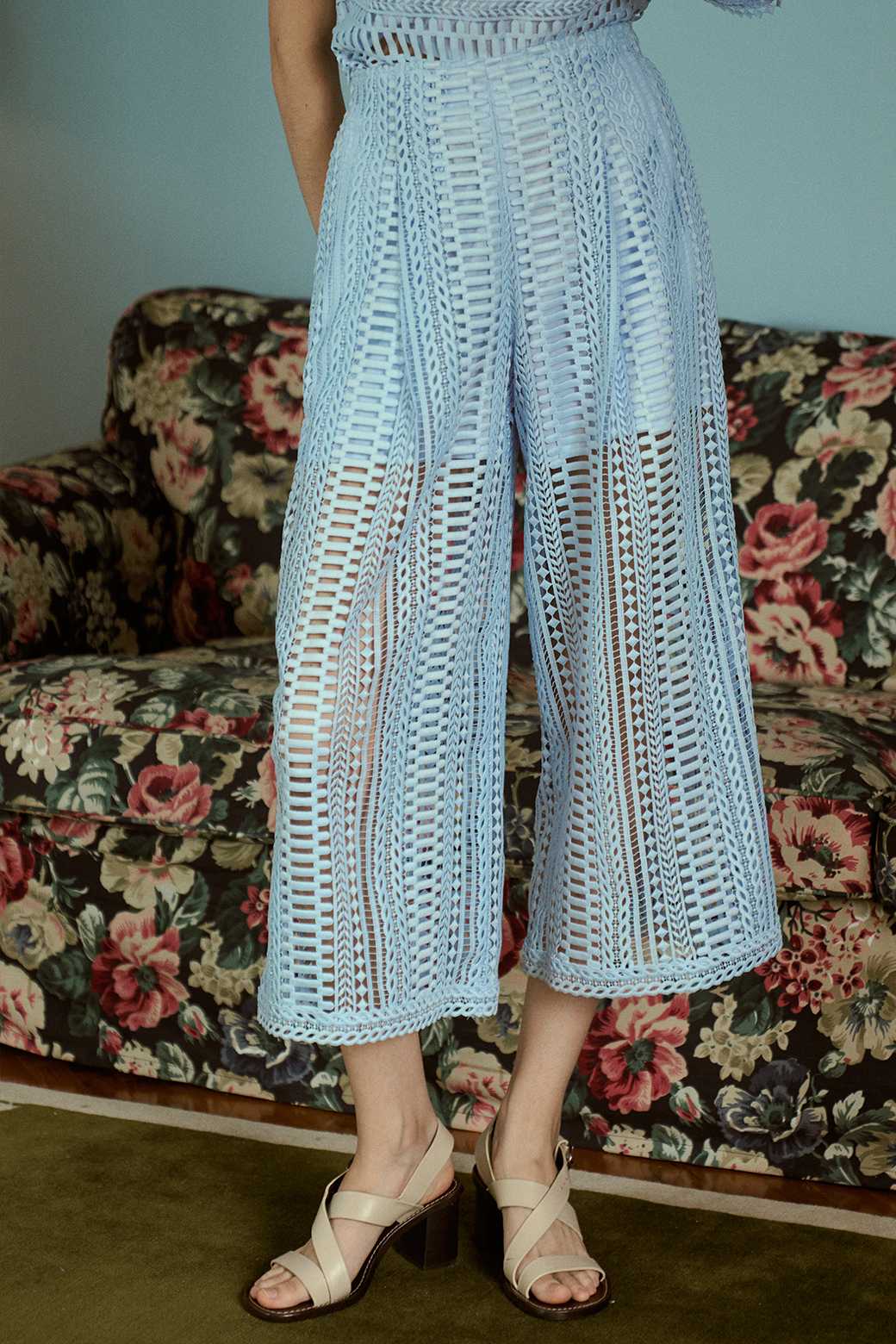 (พร้อมส่ง ) Perana กางเกงลูกไม้ Tina Pants (สีฟ้า Blue)