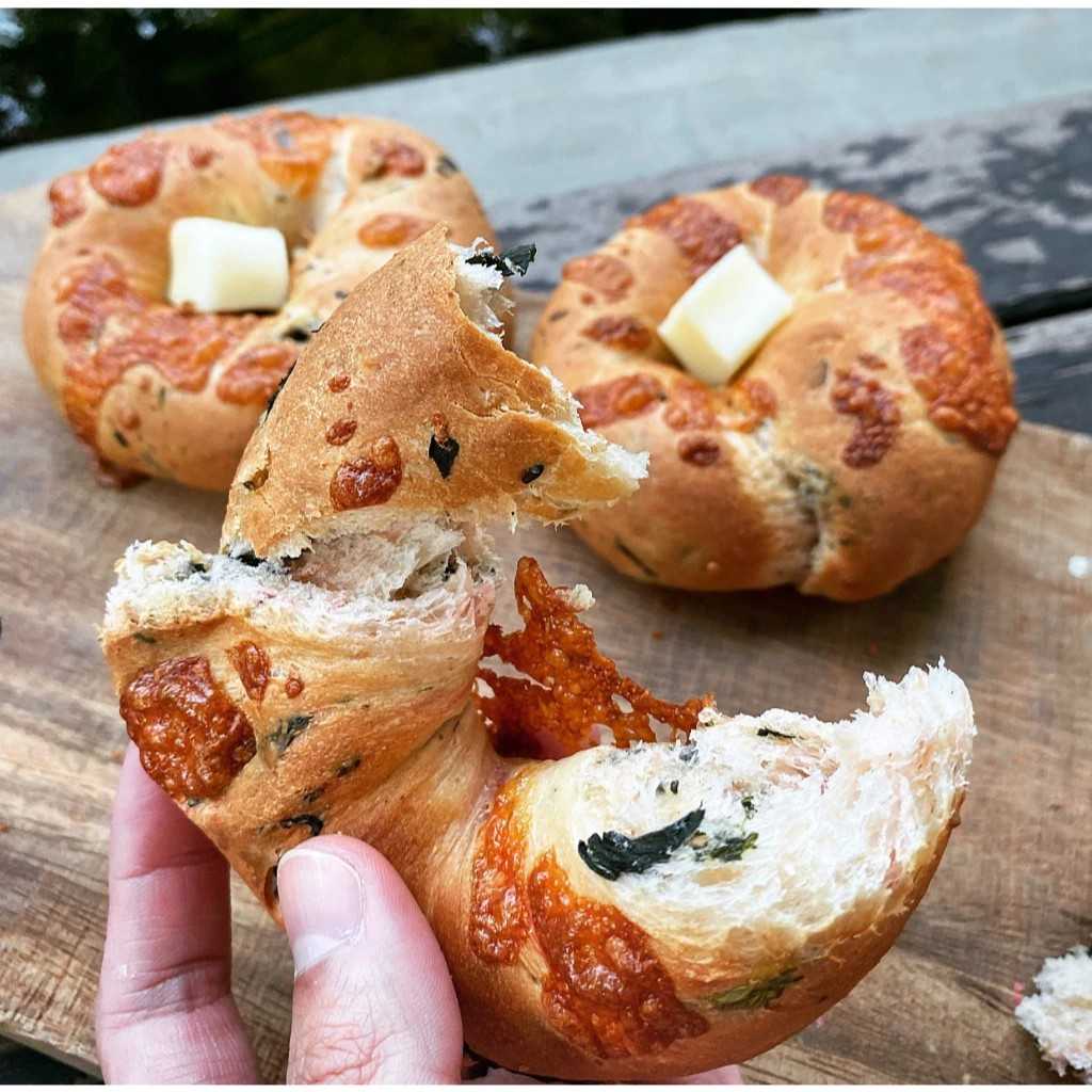 PekoPeko - Bagel Spinach cheese (2 ชิ้น)