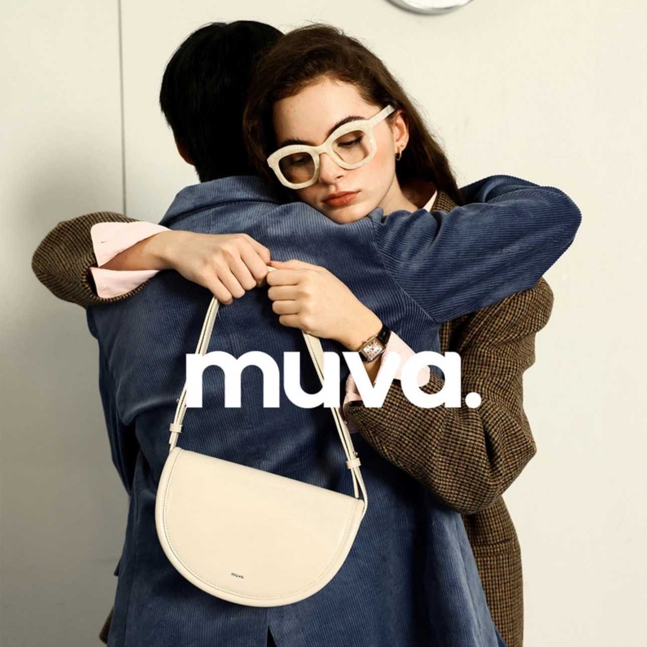 MUVA | Half Moon (preorder 7-14 days)