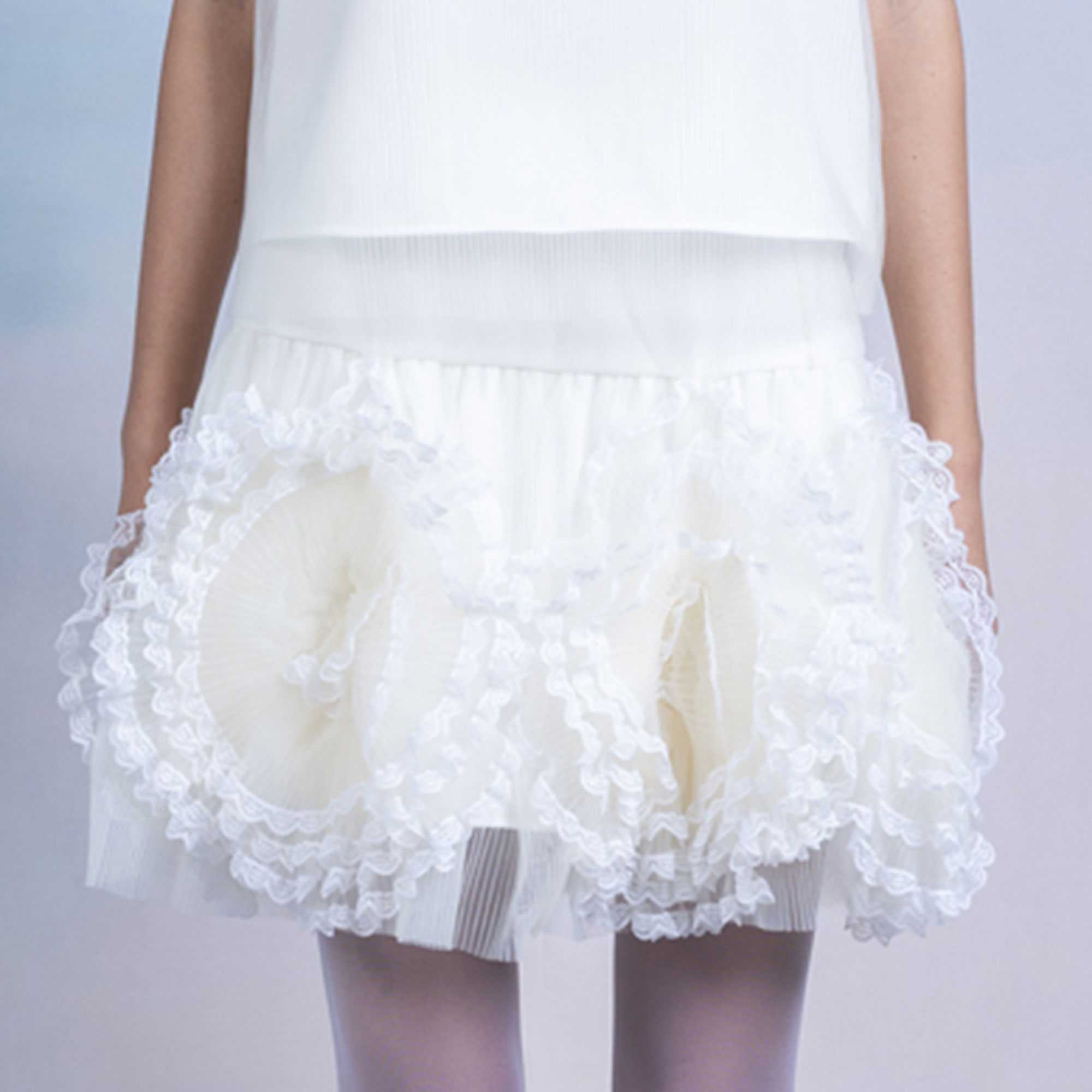White Rose Bloom Skirt