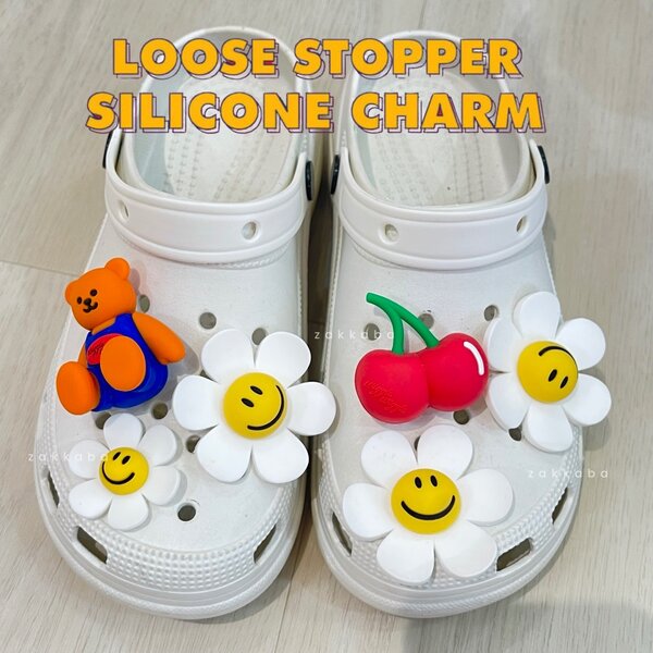 WiggleWiggle  silicone charm:: ตัวติดรองเท้า ดอก/ หมี/ เชอรี่