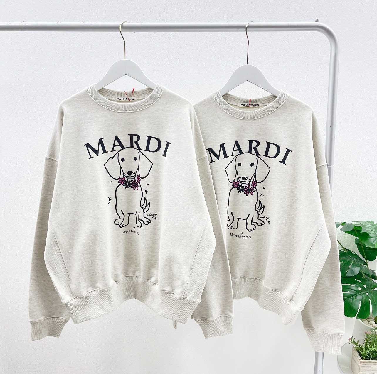 Mardi Swing The Tail Ddanji Flower Sweatshirt (Oatmeal Pink)