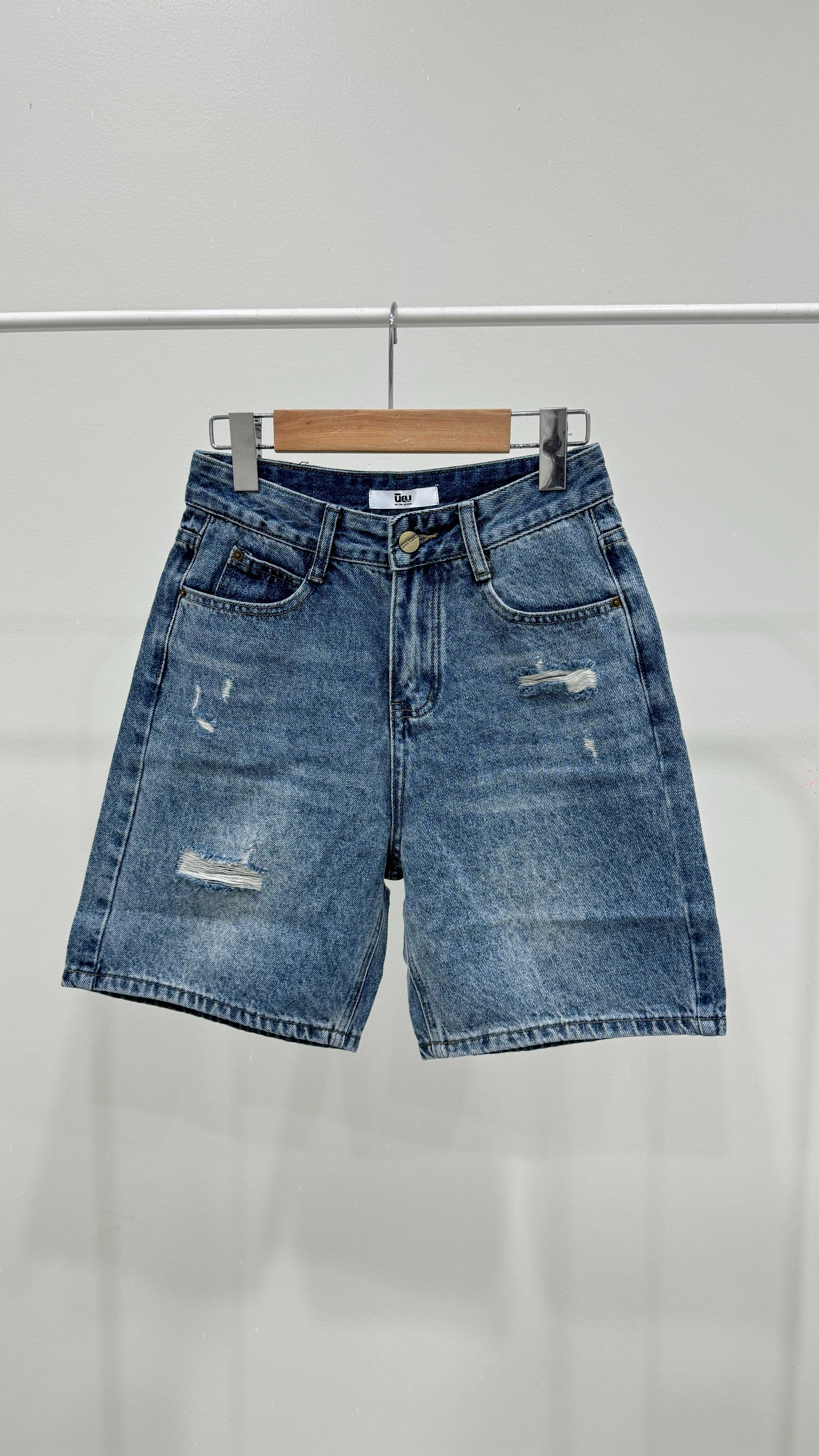 Niyom Jeans collection Aloha : รุ่น NYJ69.2 กางเกงยีนส์ขา 3 ส่วน ผู้หญิง