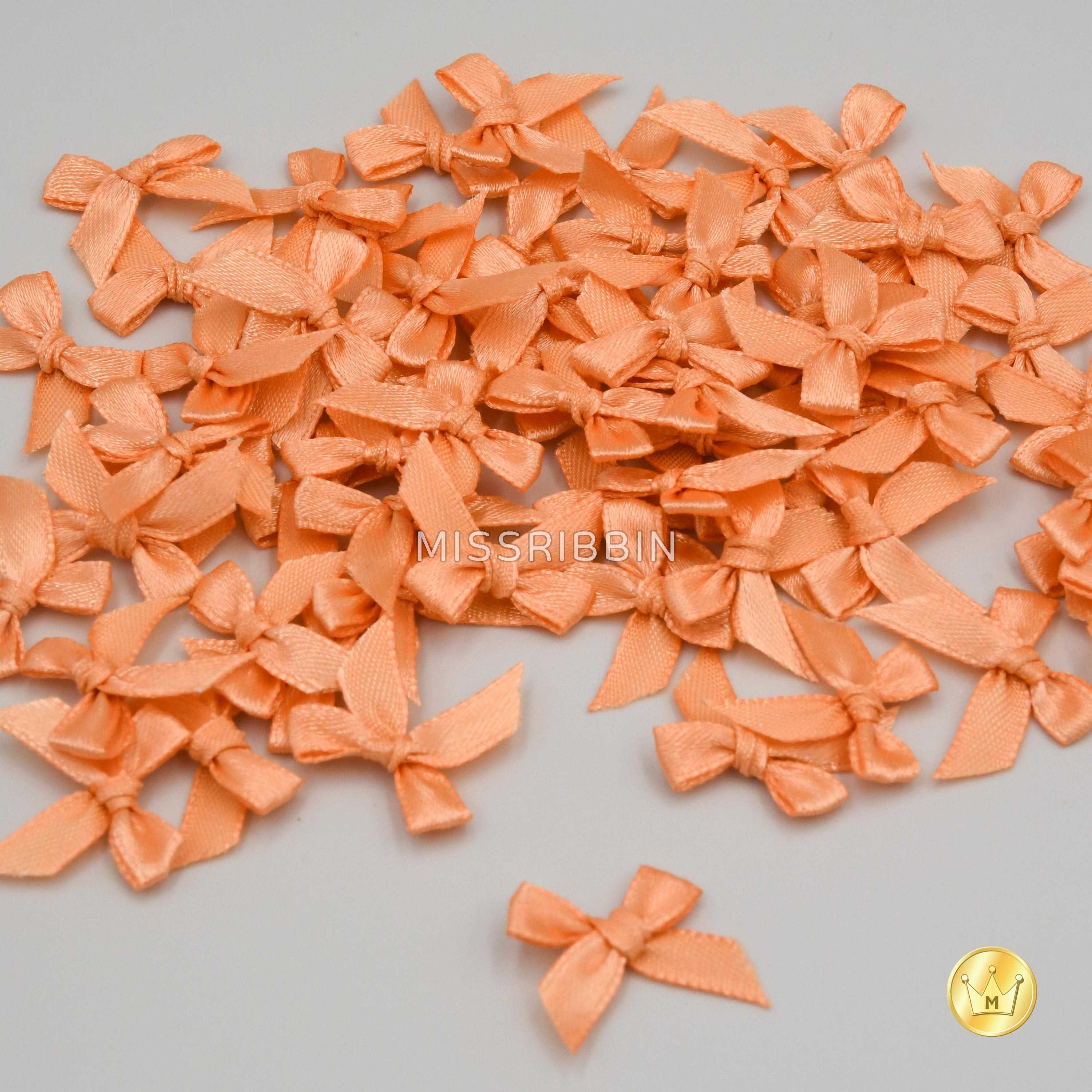 โบว์จิ๋วแบบผูก ขนาด 7/13มม (สี302) แพ็ค 100ชิ้น