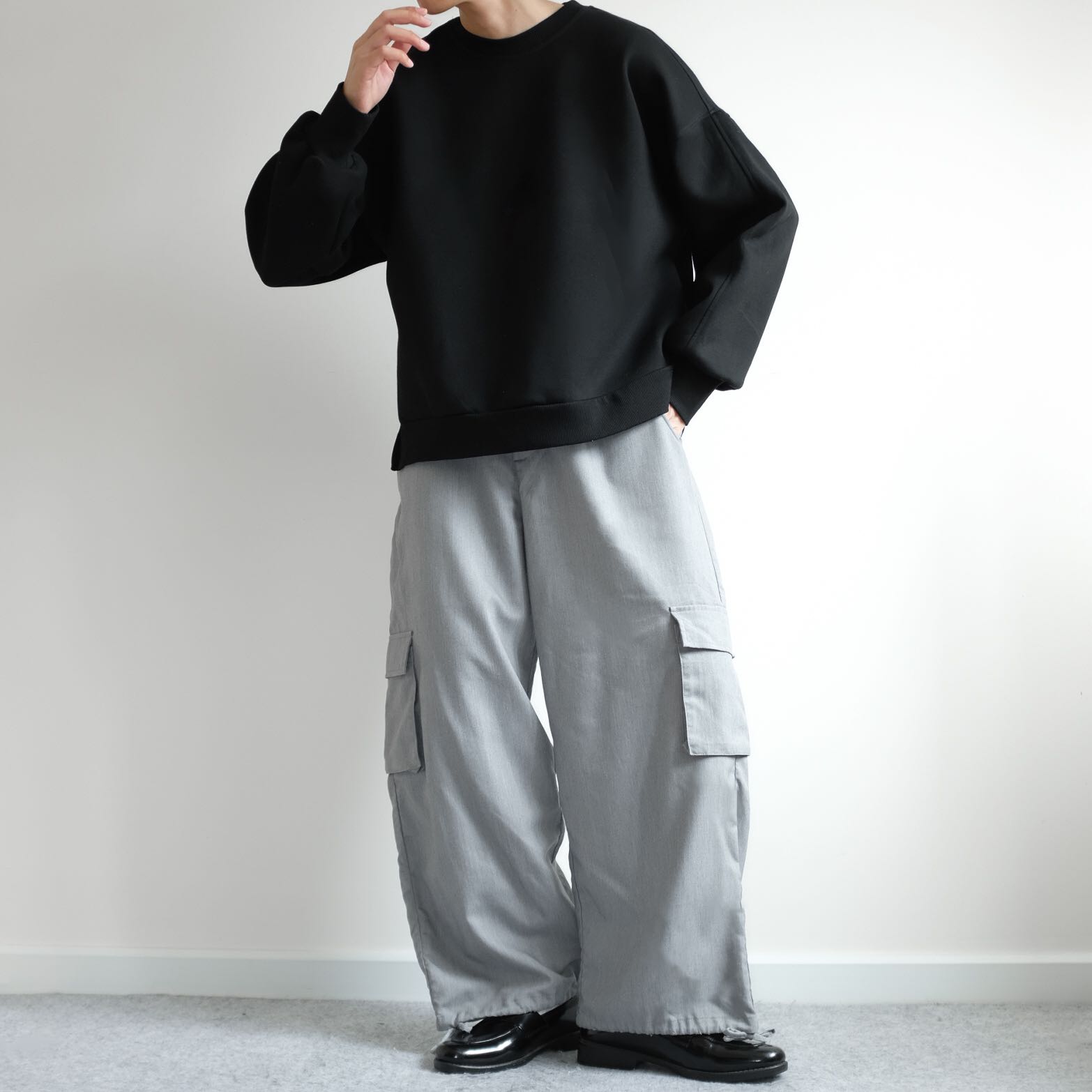 REVERTICA  Relaxed Cropped Oversized Wide Cargo Pants 