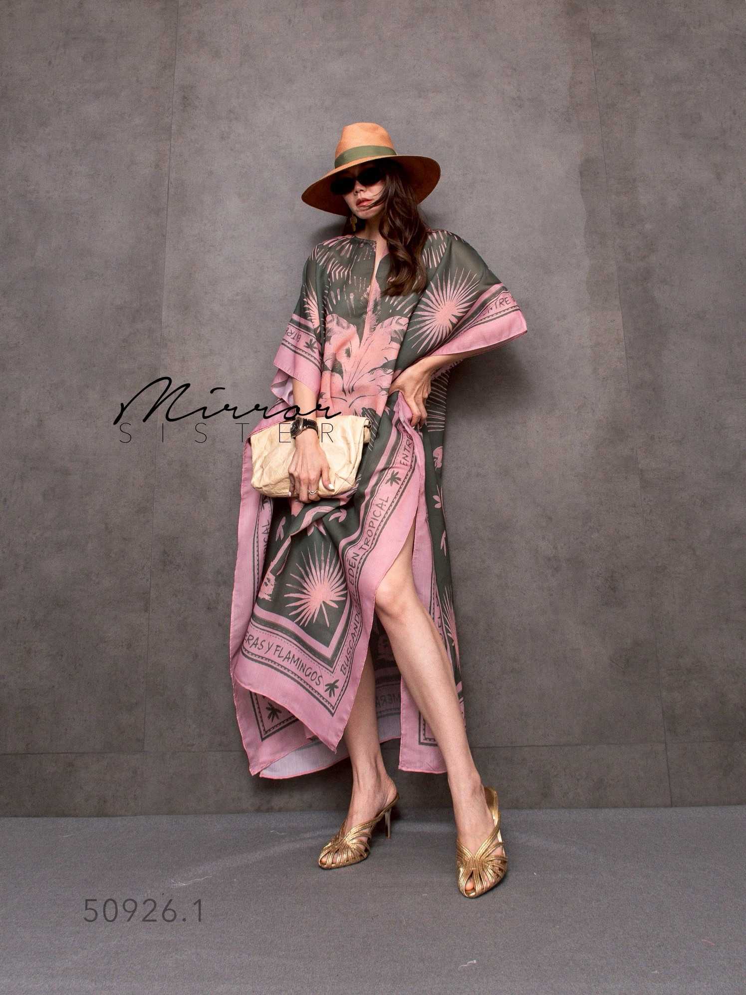 เดรสคลุมทรงKaftan 