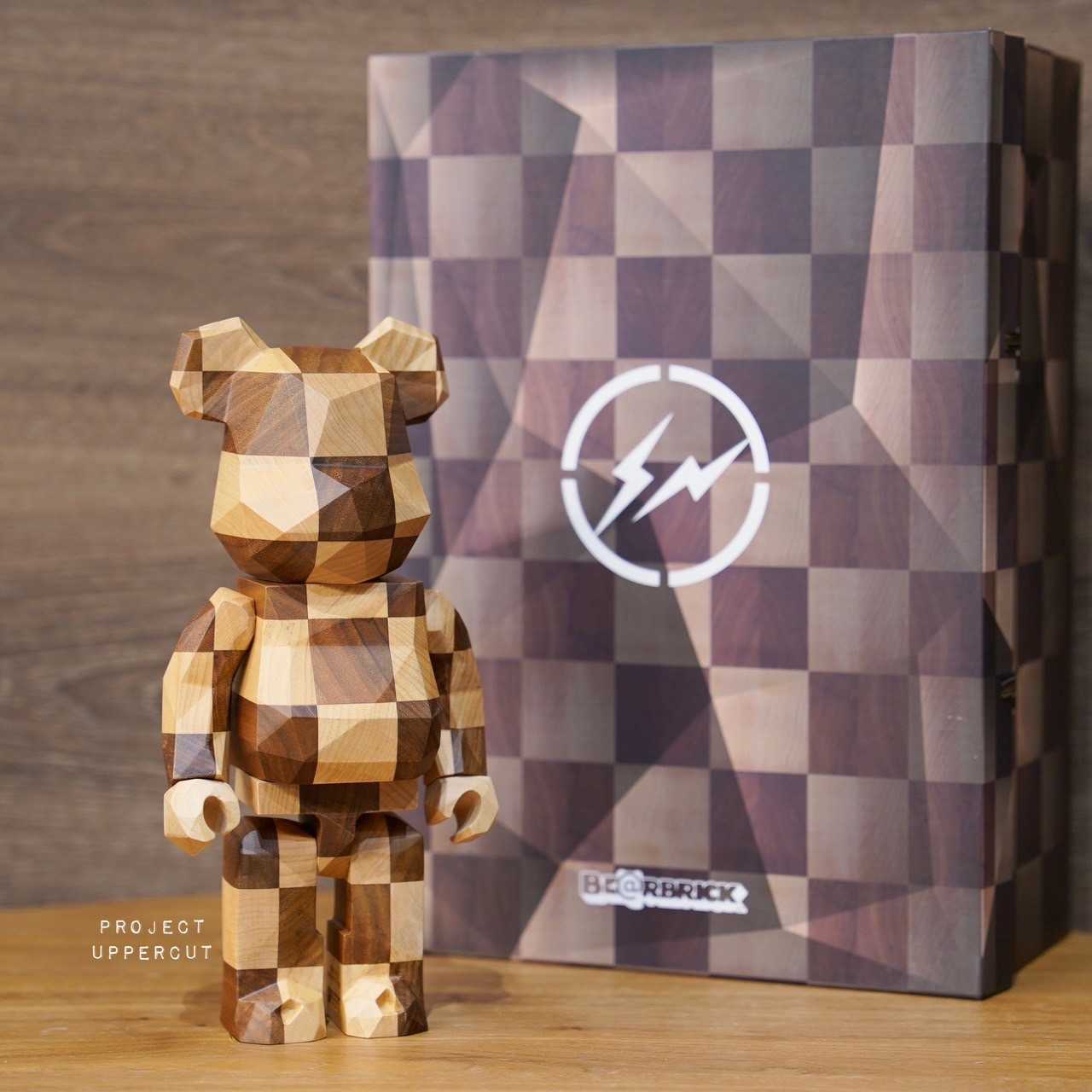 BE@RBRICK 400% KARIMOKU x Fragmentdesign Polygon - CHESS (Wood) [New]