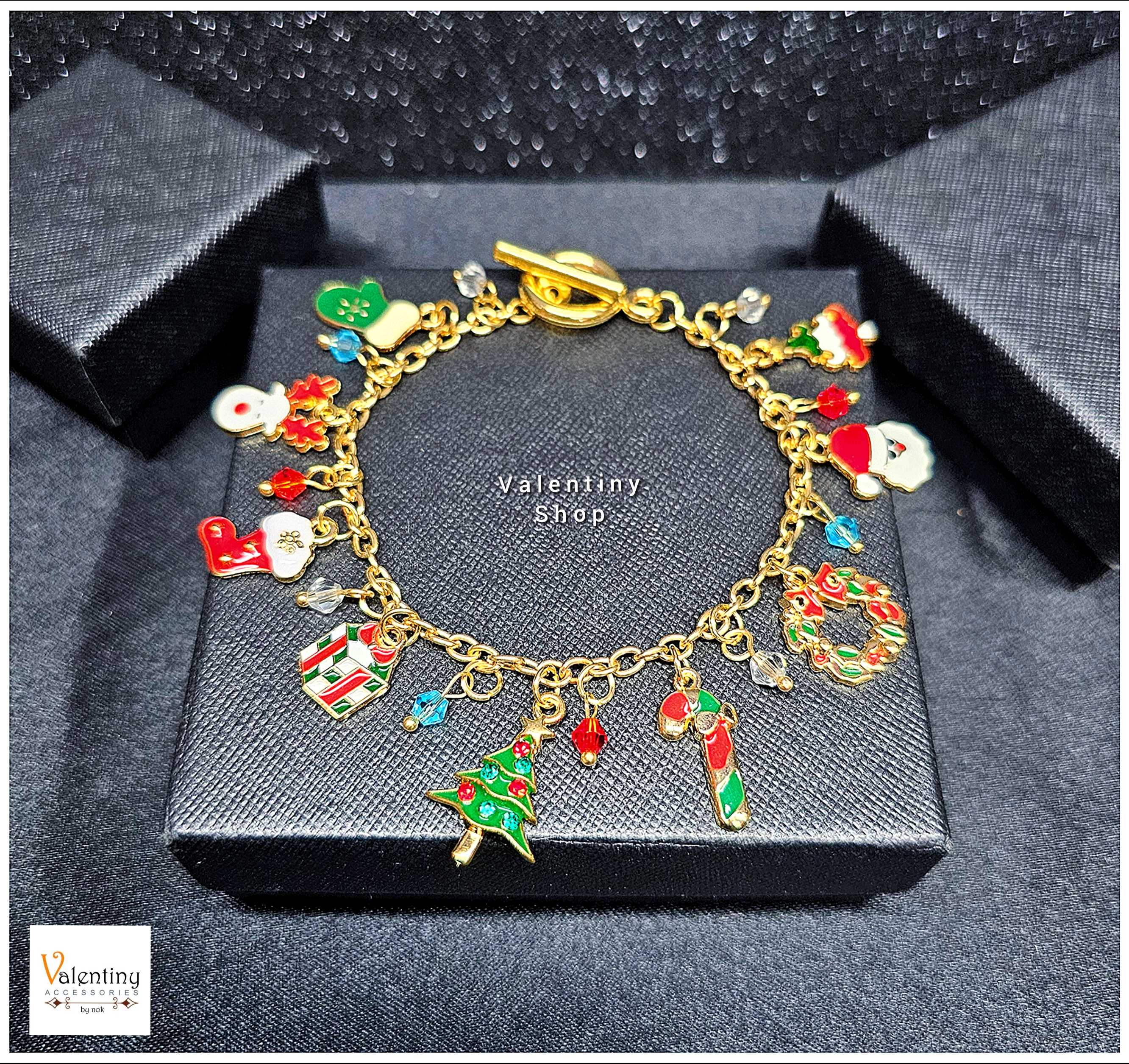 ERN098 สร้อยข้อมือ คอลเล็กชั่นคริสต์มาส งานสร้อยสีทองห้อยอะไหล่คริสต์มาสประดับเพชรห้อยตุ้งติ้งรอบตัว
