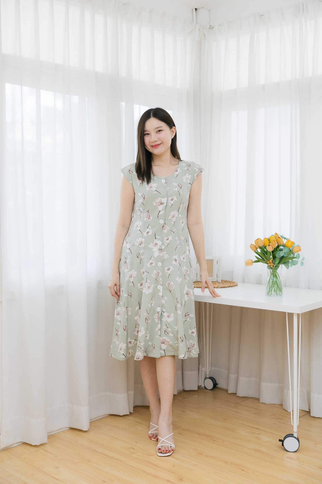 ชุดให้นม Green pistachio floral vintage dress