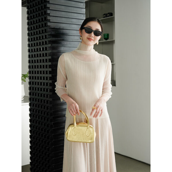 ปรับราคาลง!! 2MUAY รุ่น GJO5368 เสื้อพลีทคุณภาพ HIGH NECK TWO LAYER PLEATED TOP 8 สี FREE SIZE