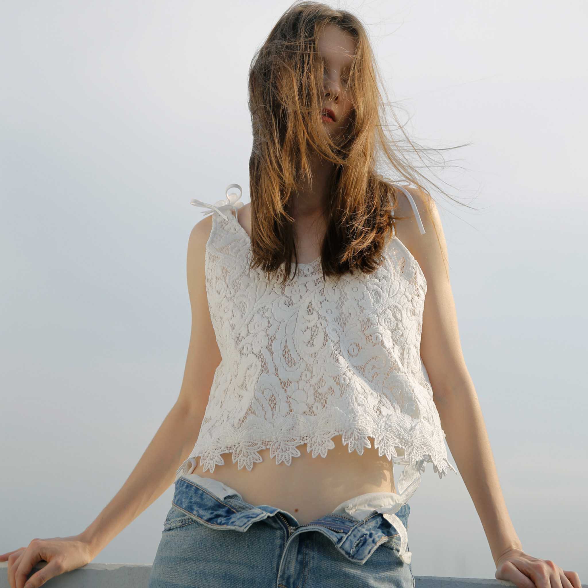 Rotsaniyom White Lace Crop Tank Top