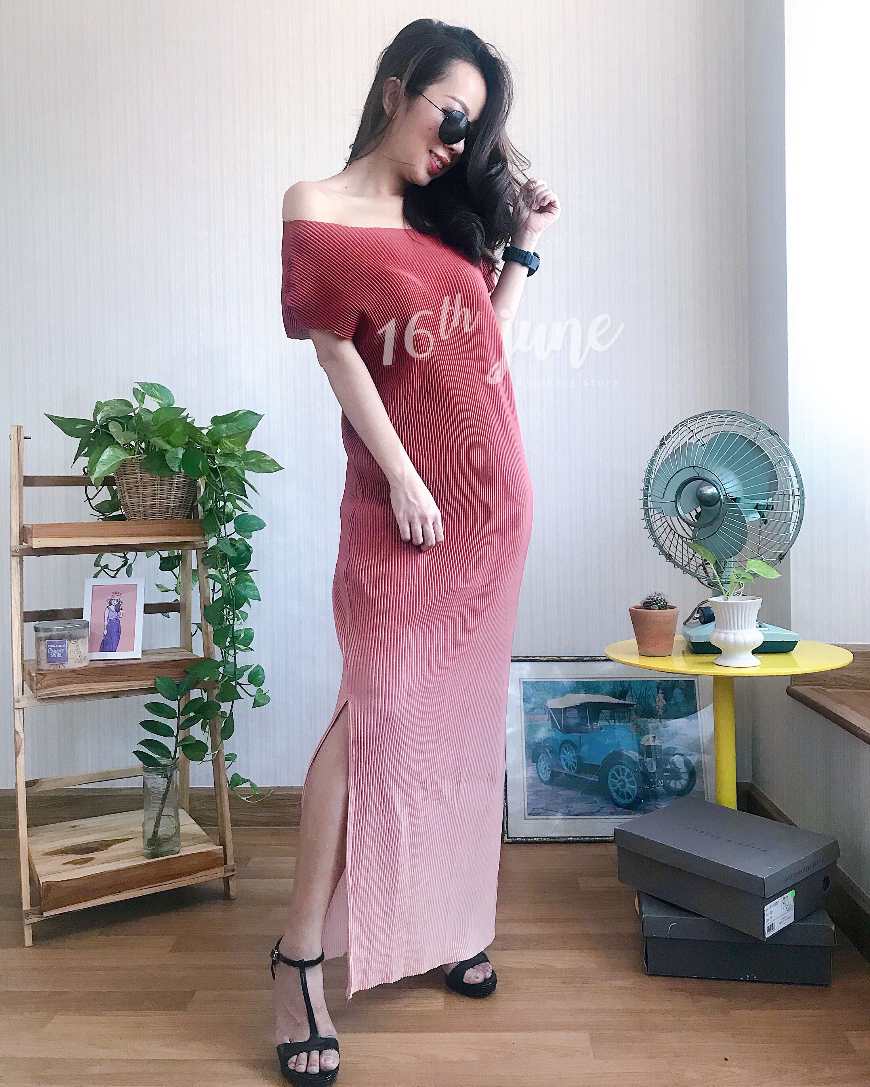 เดรสพลีท