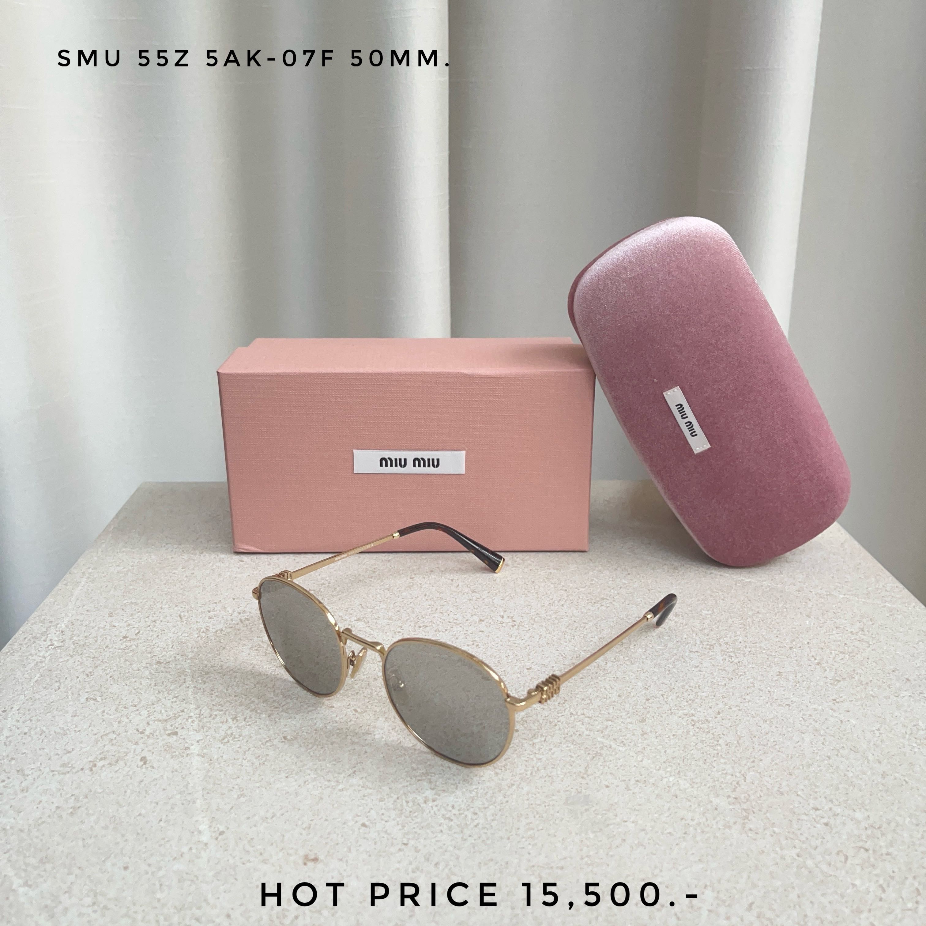 Miumiu sunglasses/ 55Z