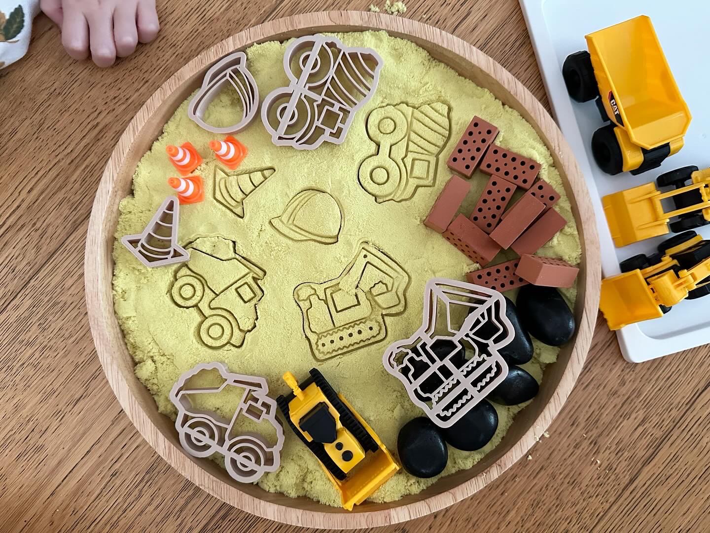 Construction Dough Cutter