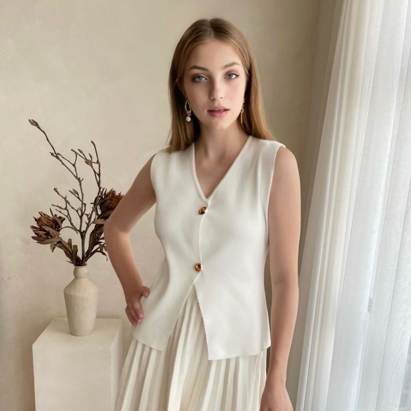 Margo Knit Vest - White