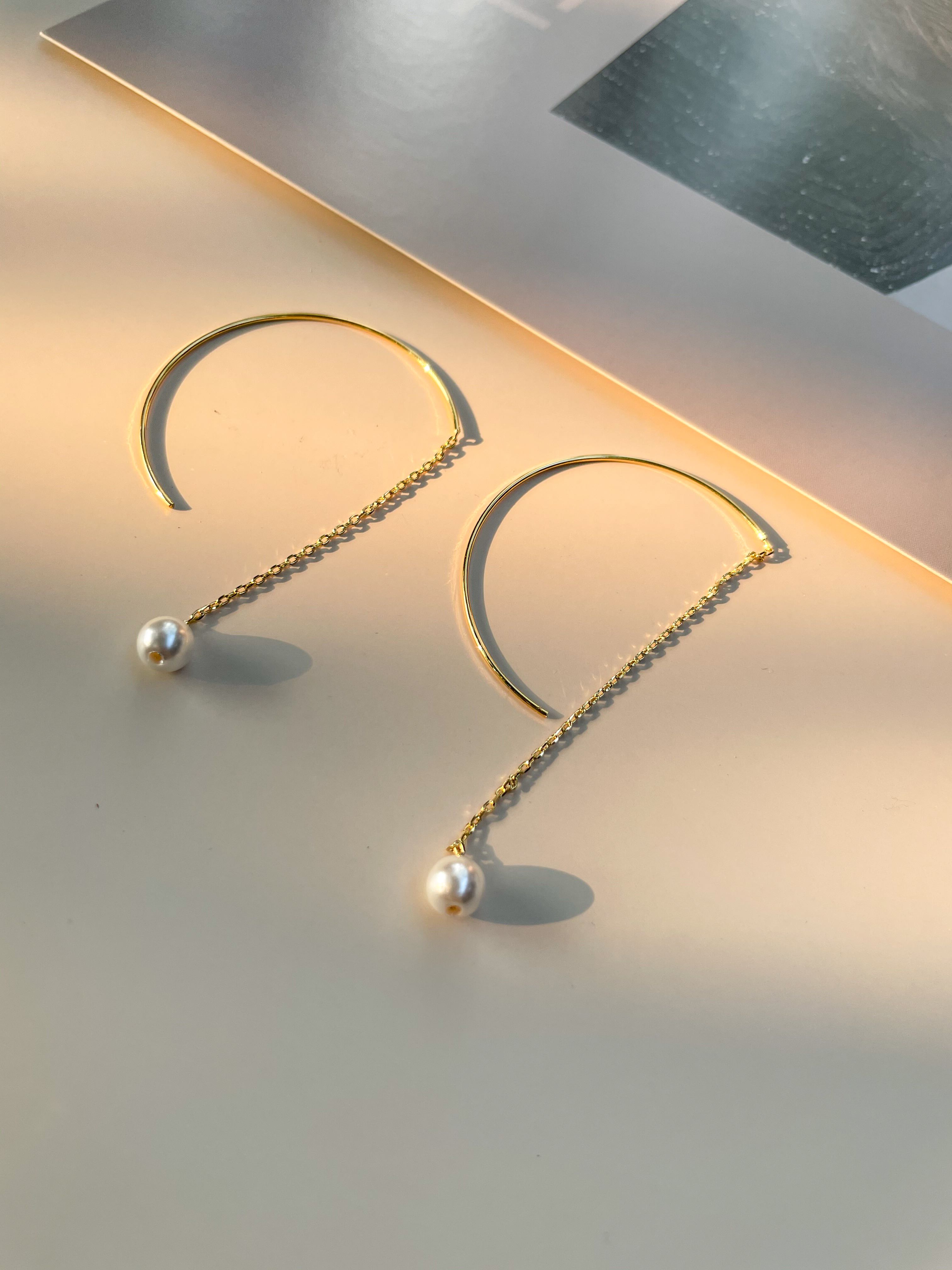 [Earring] Crescent Moon
