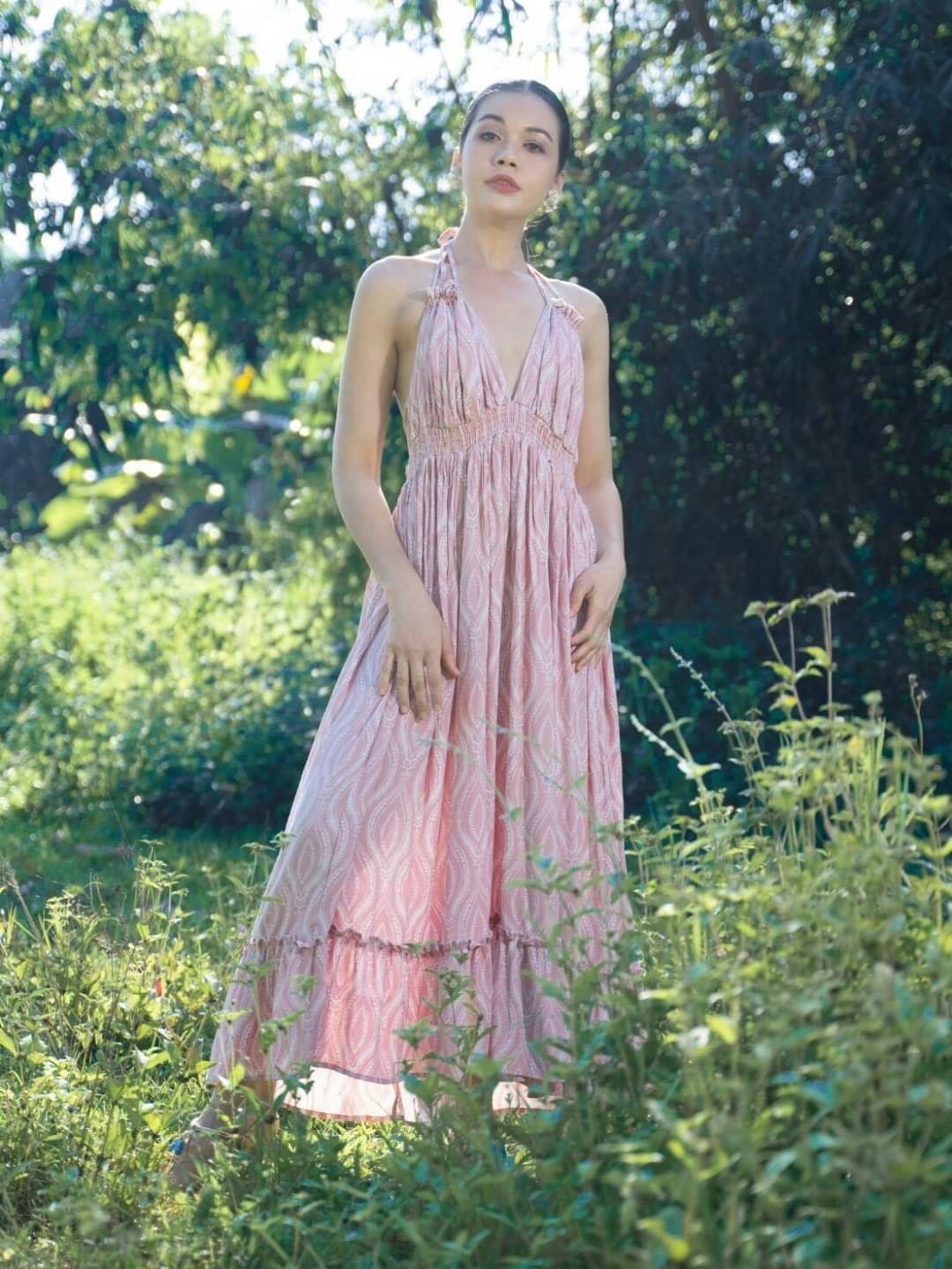 RY-DRL001  ชุดเดรสไปทะเลเปิดหลัง ชุดใส่เที่ยว  MAXI DRESS, Summer Backless Maxi Dress, Holiday Dress