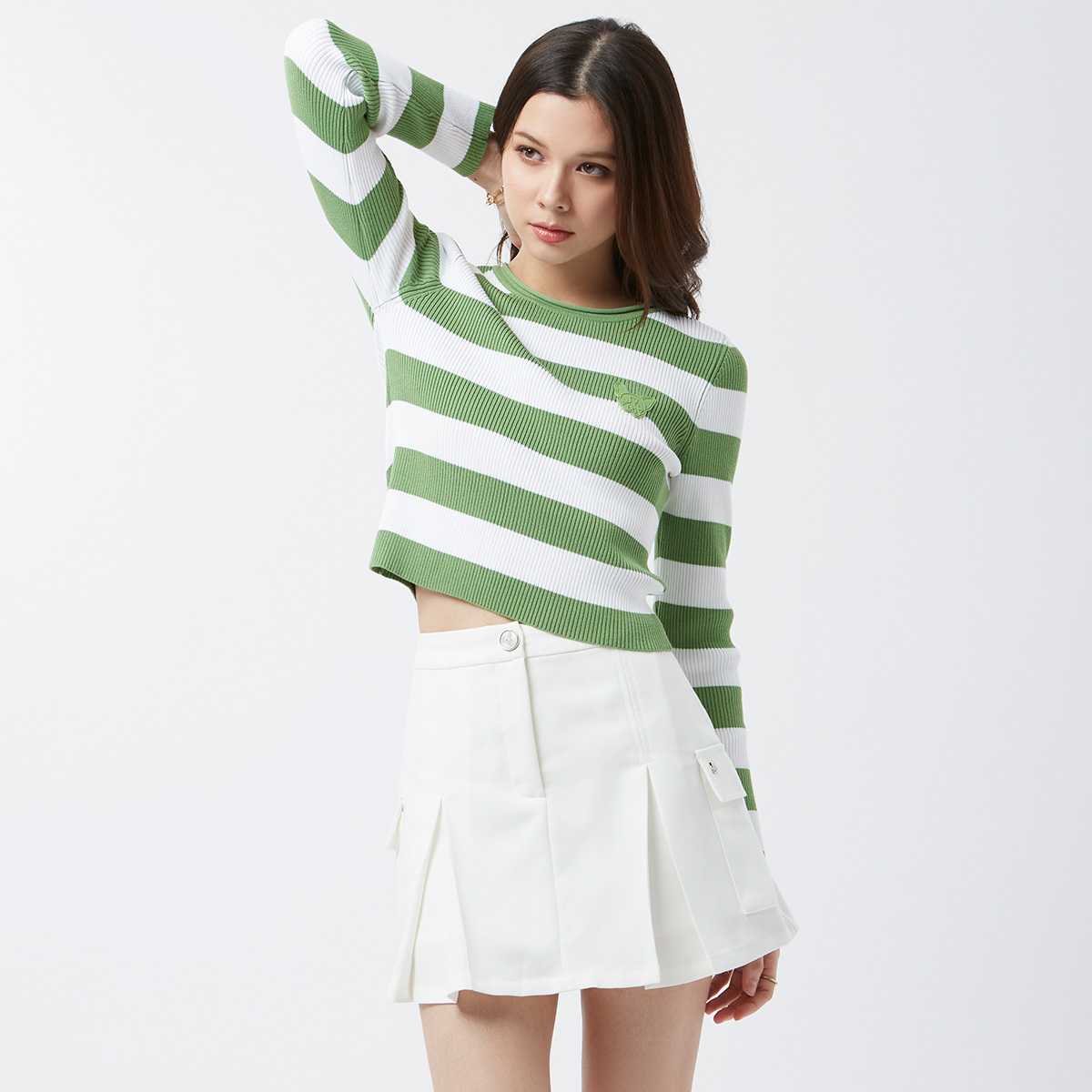 เสื้อสเวตเชิ้ตเฟรนช์ชี่ลายตาราง | Frenchie Stripe Sweatshirt | 06095