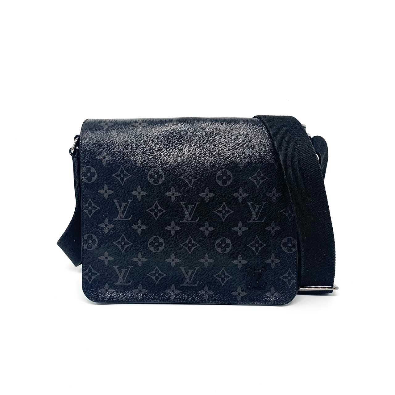LV District pm monogram eclipse dc19