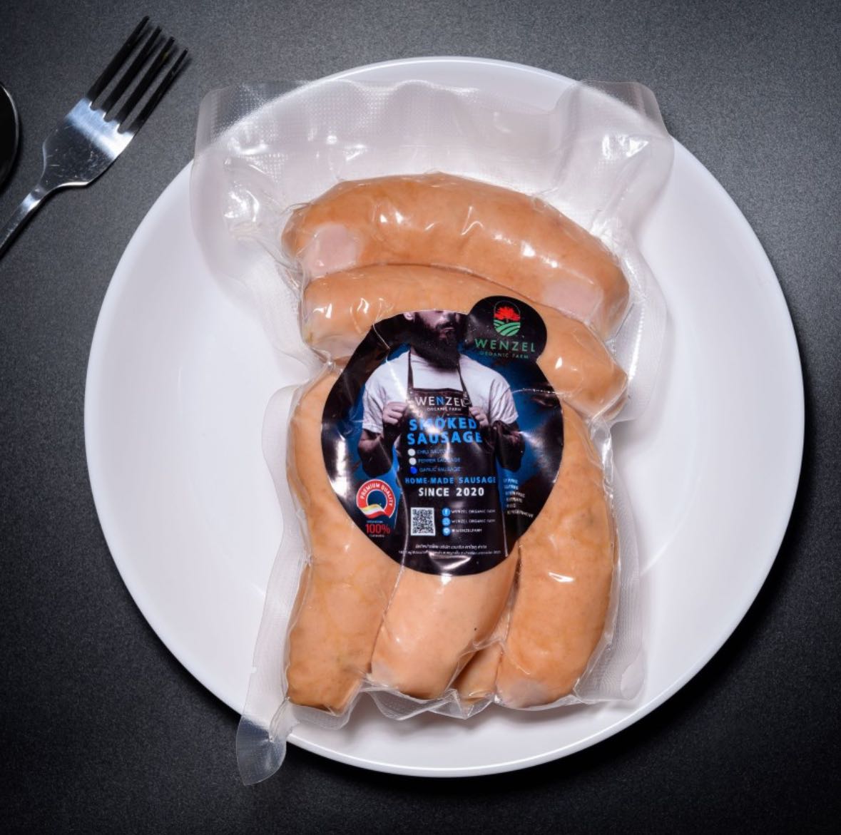 Pre-order ไส้กรอกรมควัน กระเทียม 500 g / pack สั่งวันนี้ รอบส่ง พฤหัส 2 เม.ย.