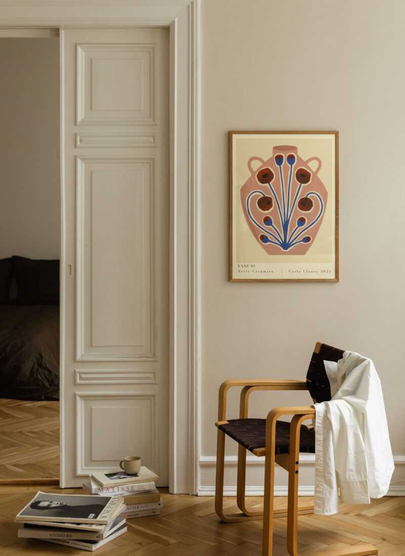 Vase 05 BY CARLA LLANOS (SIZE 50 x 70 cm.)