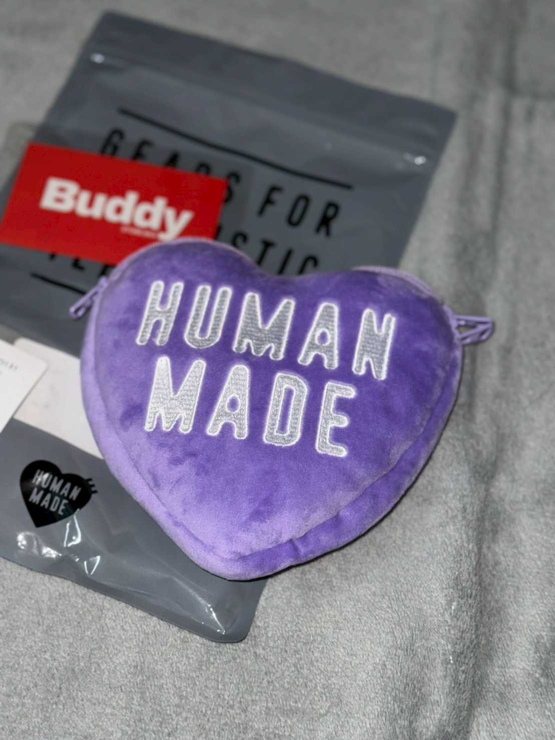HUMAN MADE Heart Passcase
