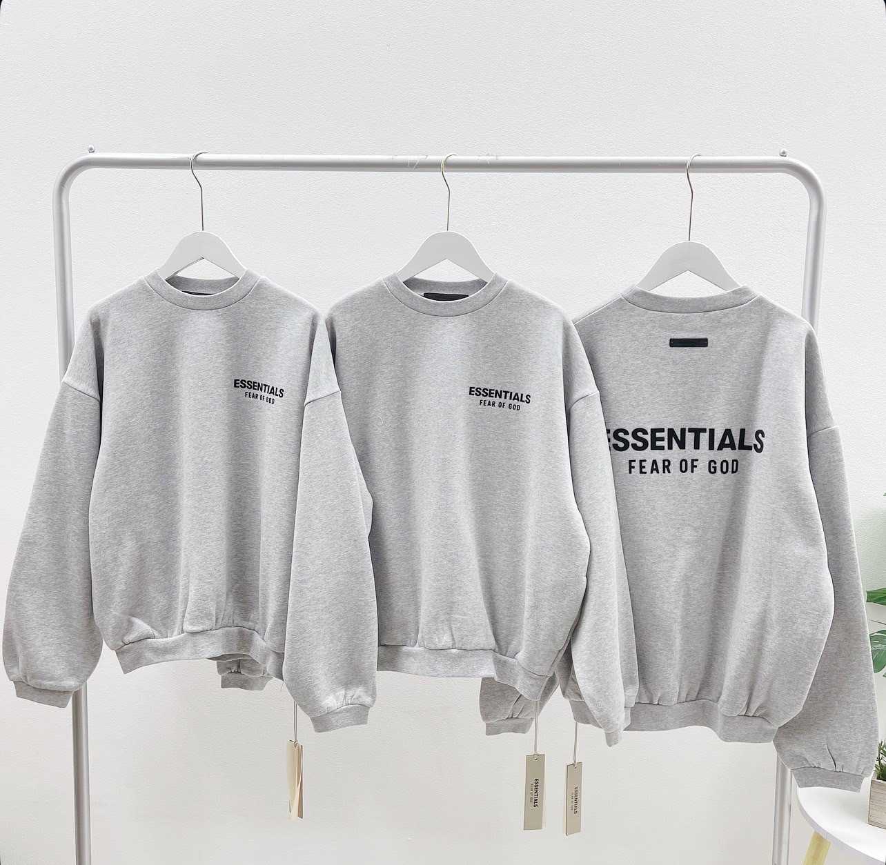 Essentials Fleece Crewneck (Light Heather)