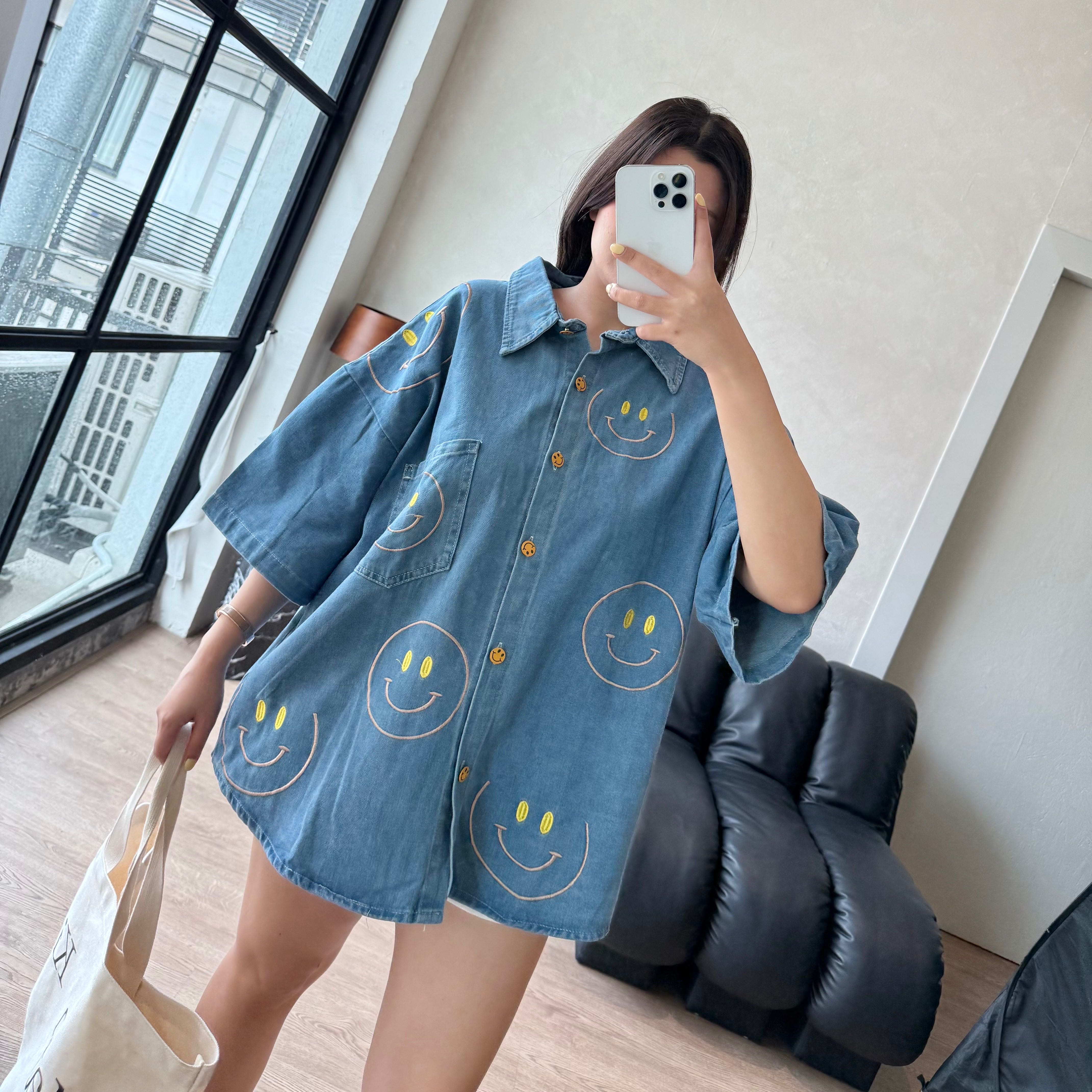 Smiley denim