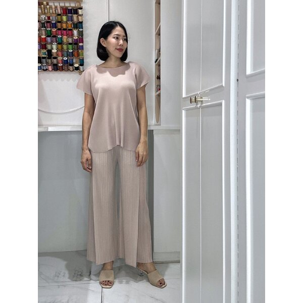 2MUAY รุ่น GJO1402 / GJO7271 เซ็ตพลีท CAP SLEEVE TOP WITH LAYER STRAIGHT PANTS PLEATED SET 5 สี F...