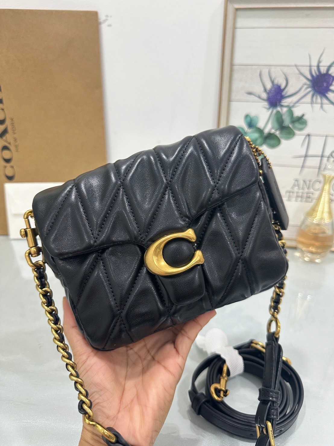 กระเป๋าสะพายCoach square soft tabby shoulderbag sling bag CW628