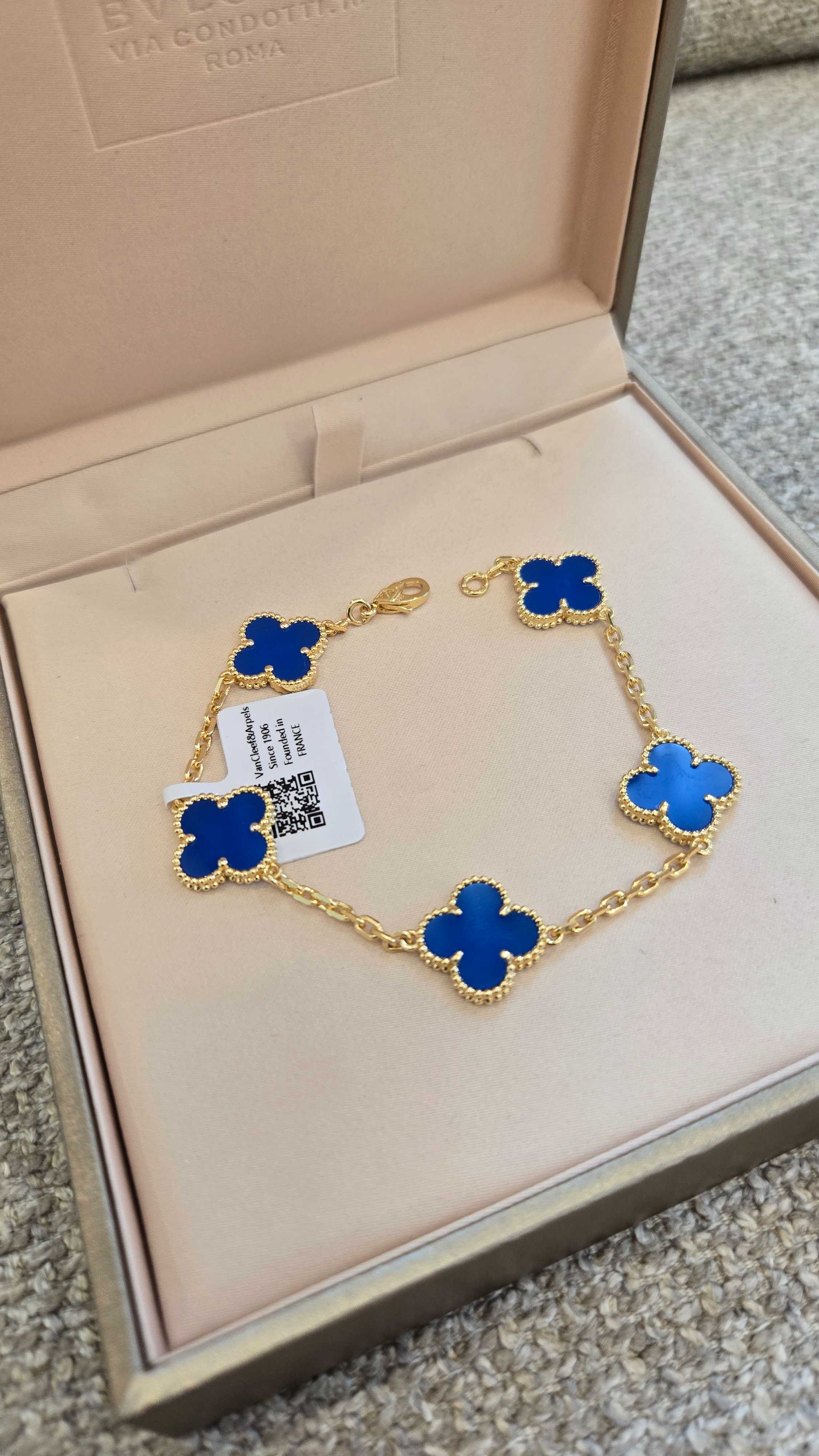 ข้อมือ น้ำเงิน-ทอง