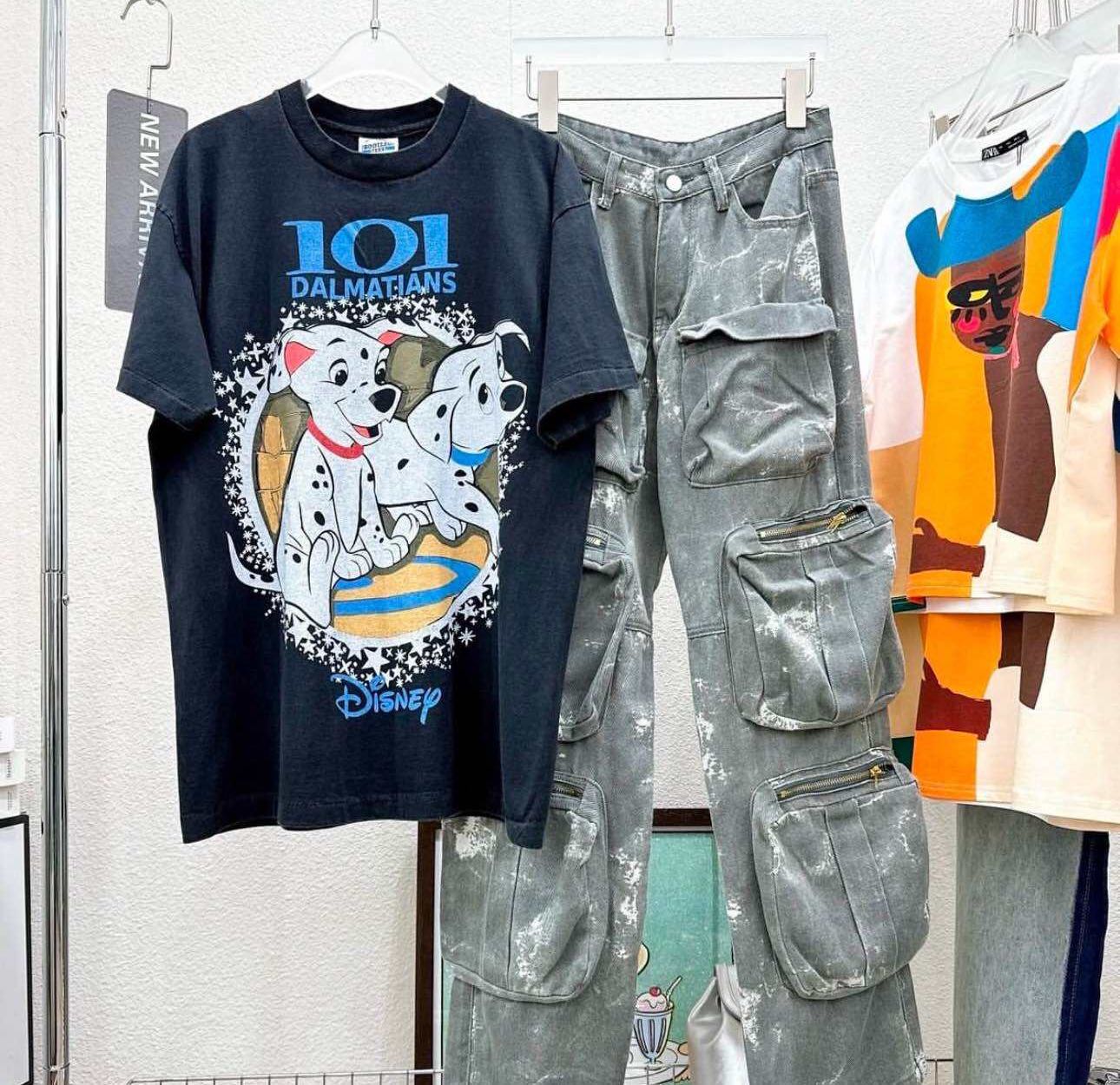 T-shirt 101 delmatians // เสื้อยืดสกรีนลาย