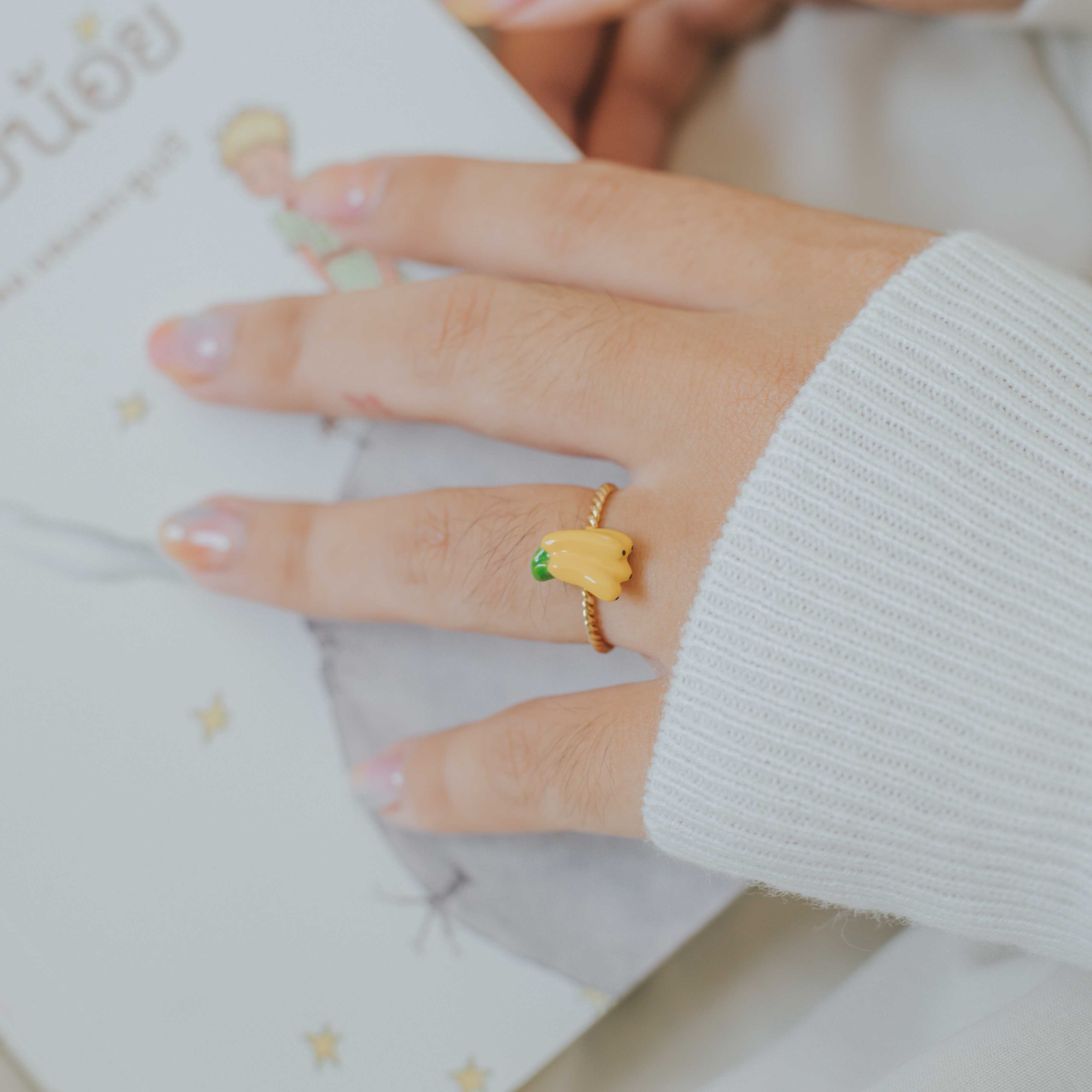 Ring /แหวนแฟชั่นรูปกล้วย