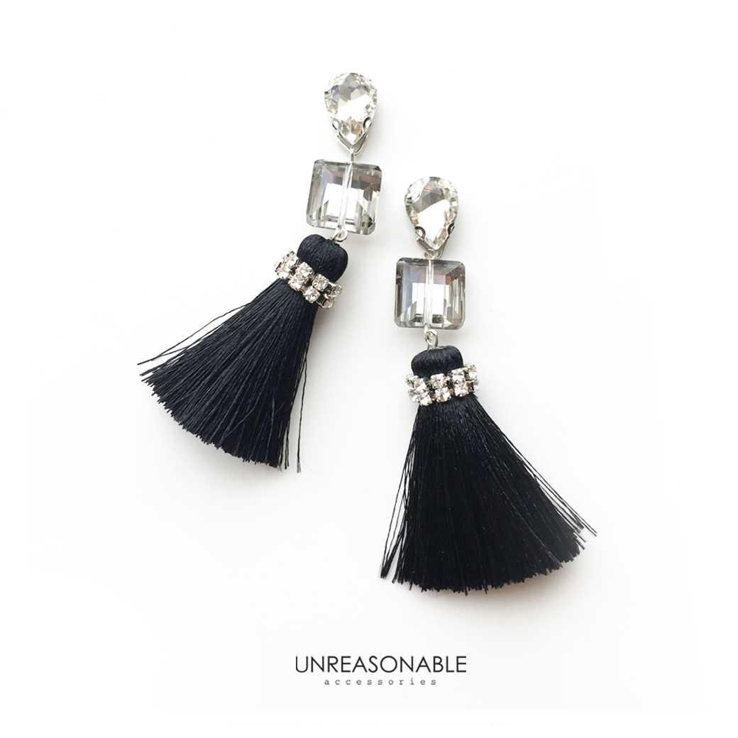 ต่างหูพู่ Tassel Earrings : UA0643-01