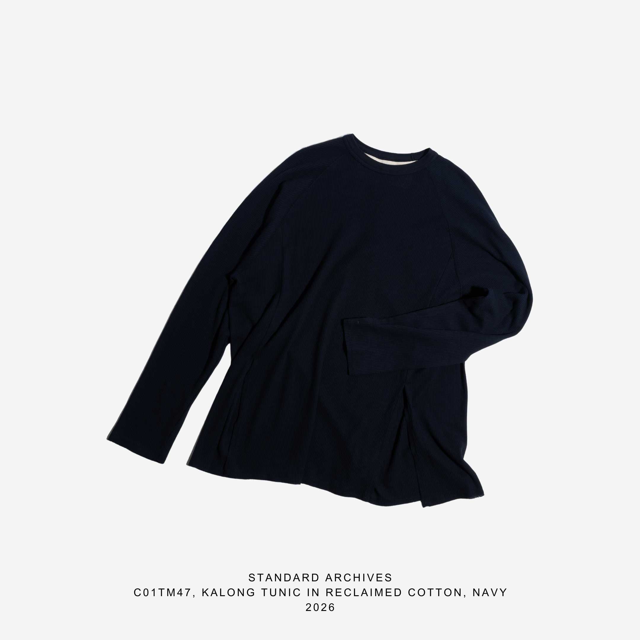 C01TM47,KALONG TUNIC IN RECLAIMED COTTON,NAVY