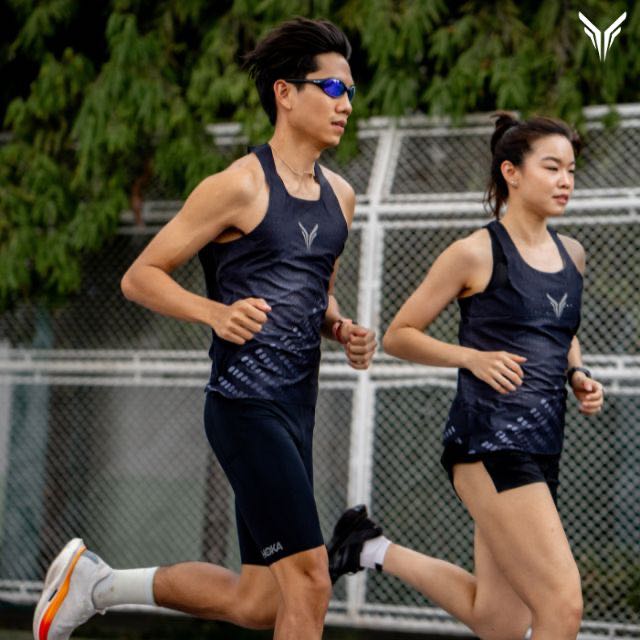 Quantum Light Men's Singlet - Graphite Pulse