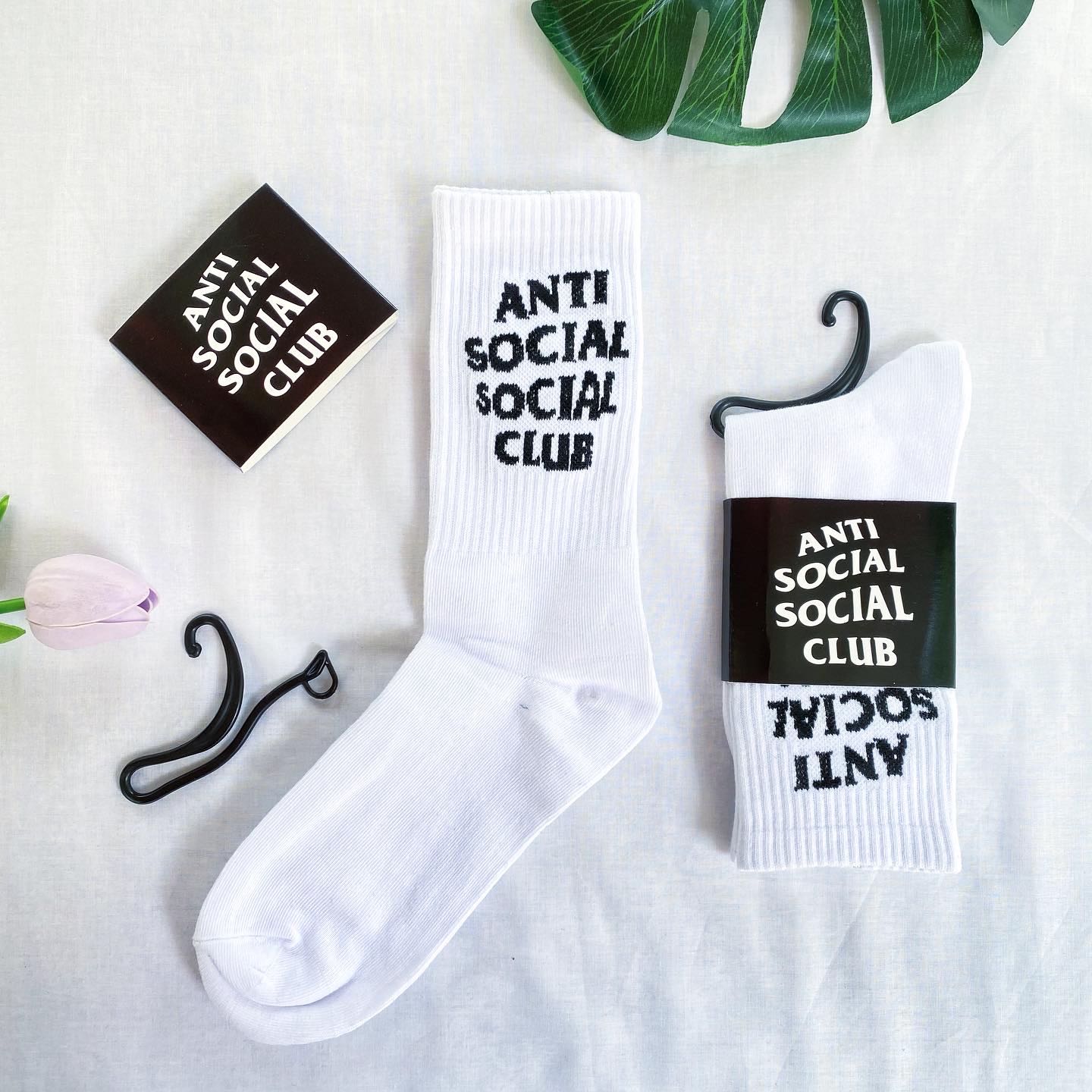 Antisocial club ถุงเท้าสตรีท ถุงเท้าข้อยาว พร้อมส่ง‼️
