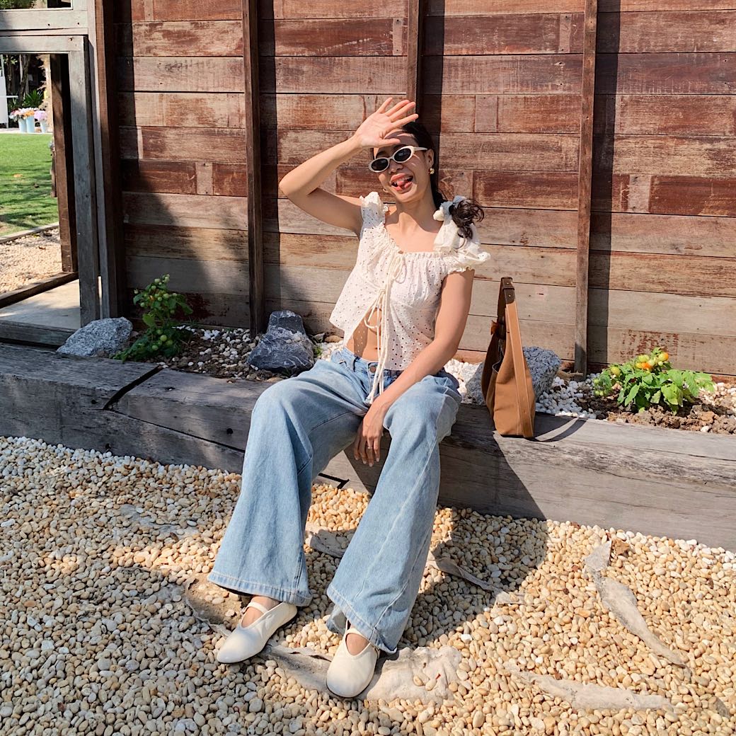 Cottage puff sleeve tops