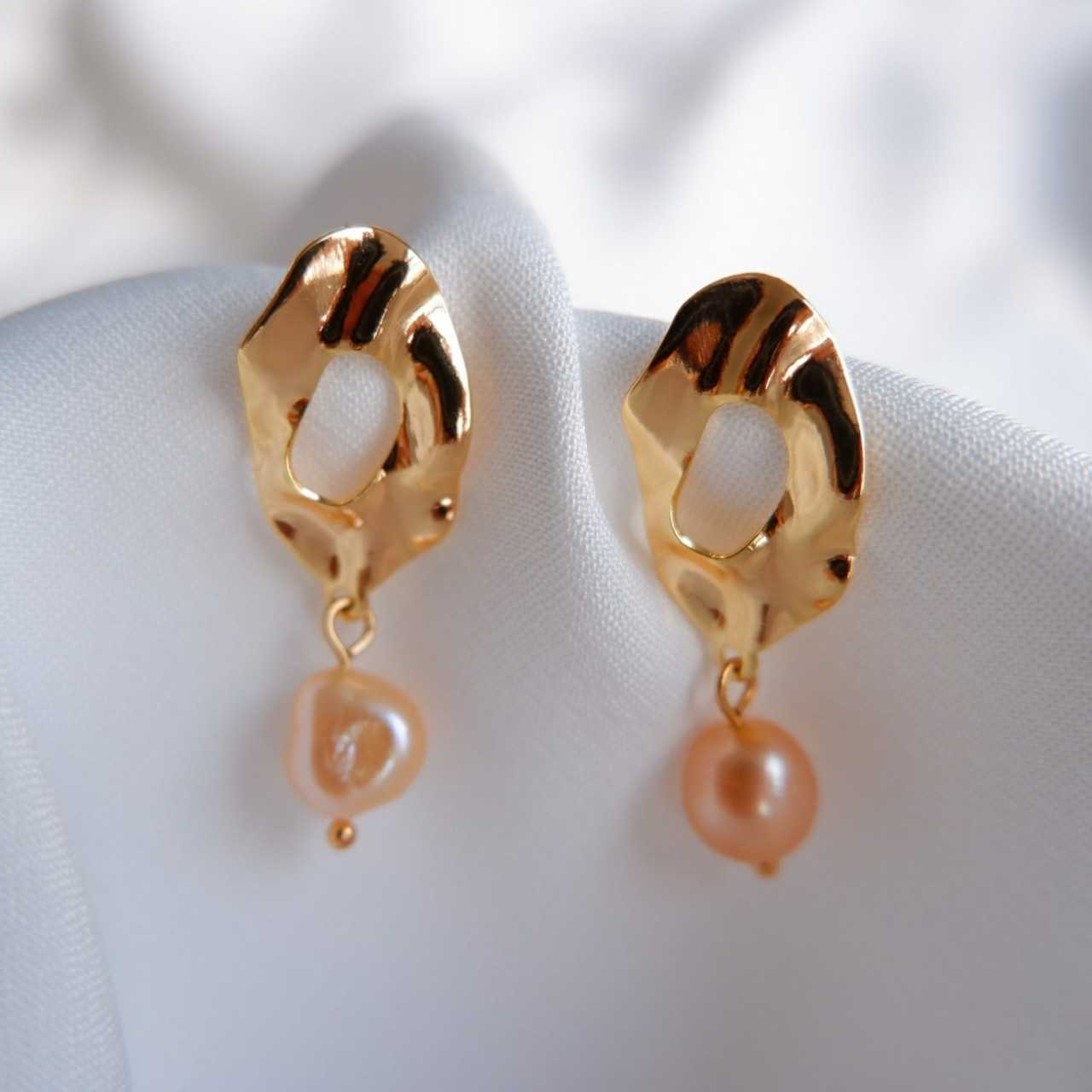 em.reld • earring stud rose gold pearl drop