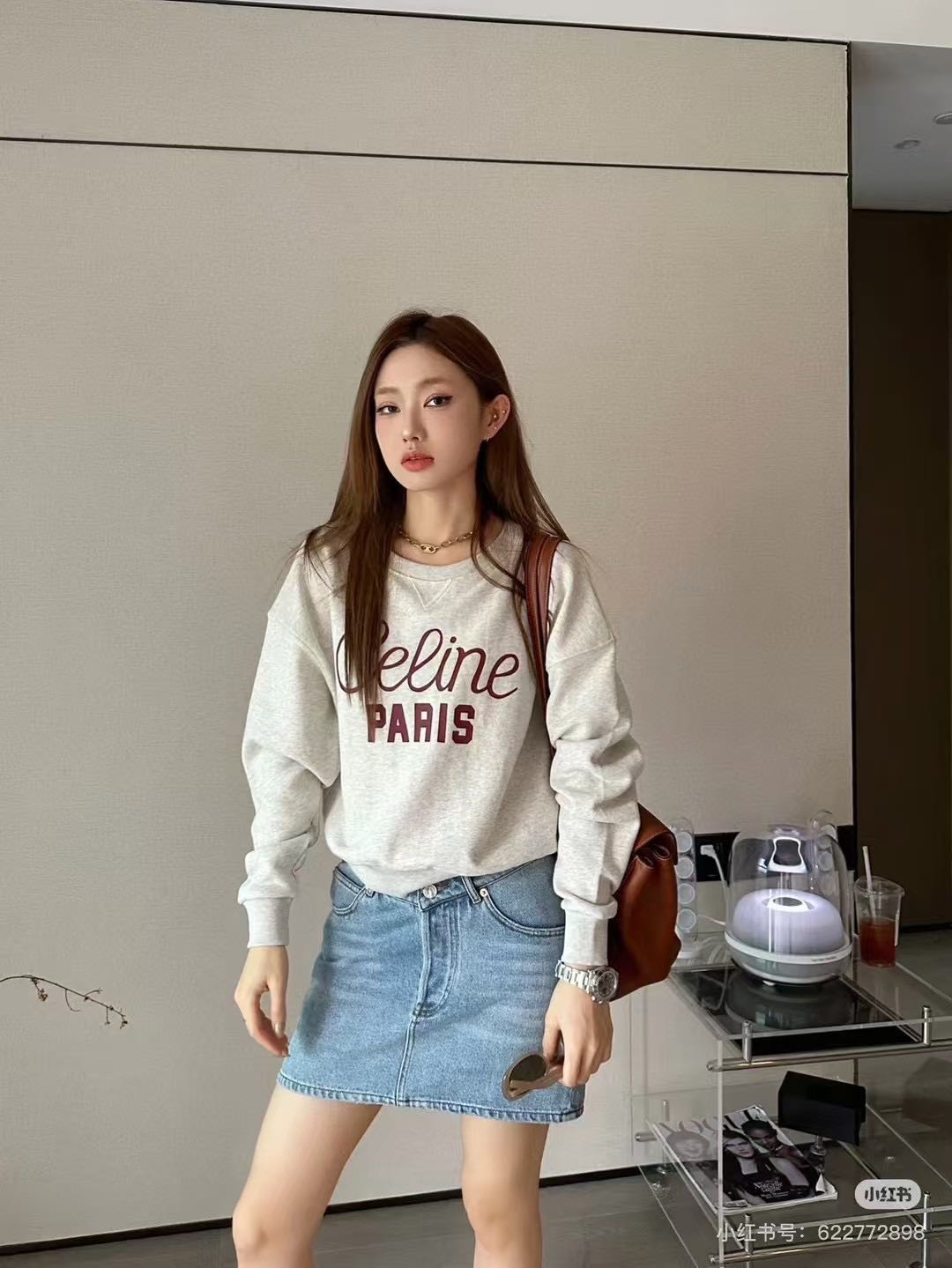 เสื้อสเวตเตอร์ 𝐂𝐋𝐍 𝐒𝐖𝐄𝐀𝐓𝐄𝐑 𝐏𝐀𝐑𝐈𝐒 •