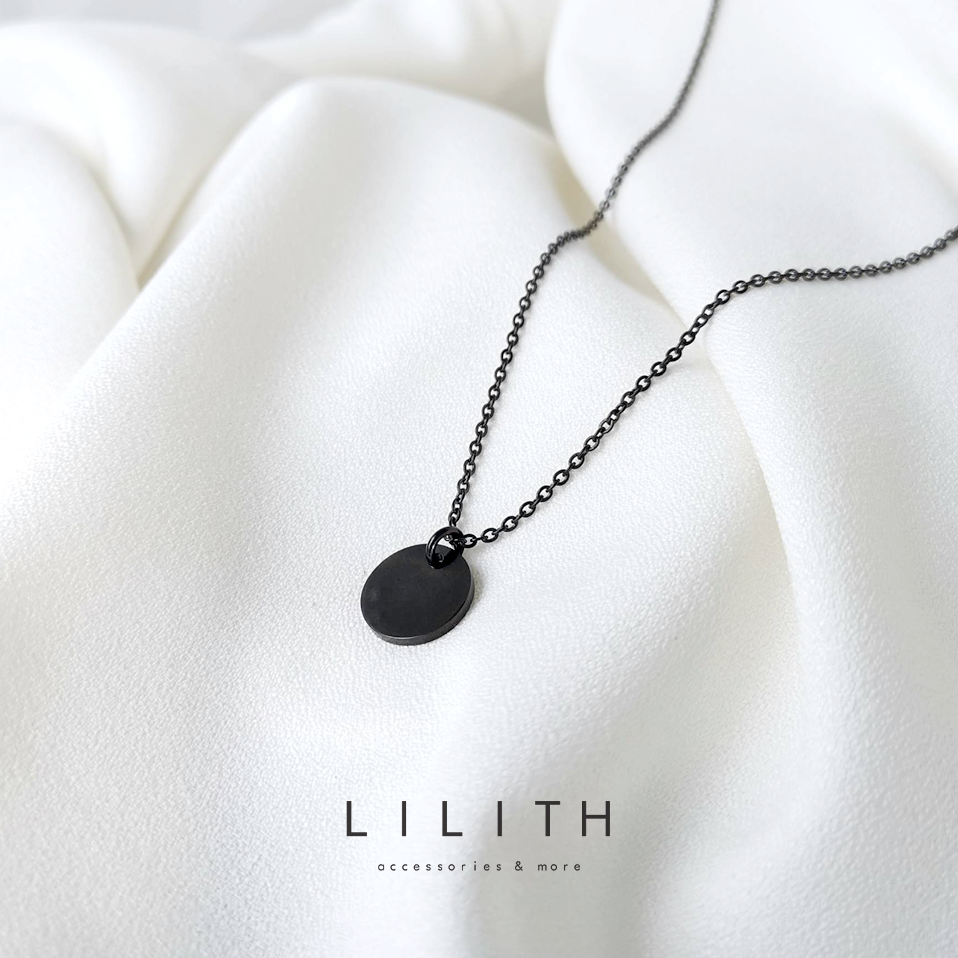 Lilith - Black Circle Necklace